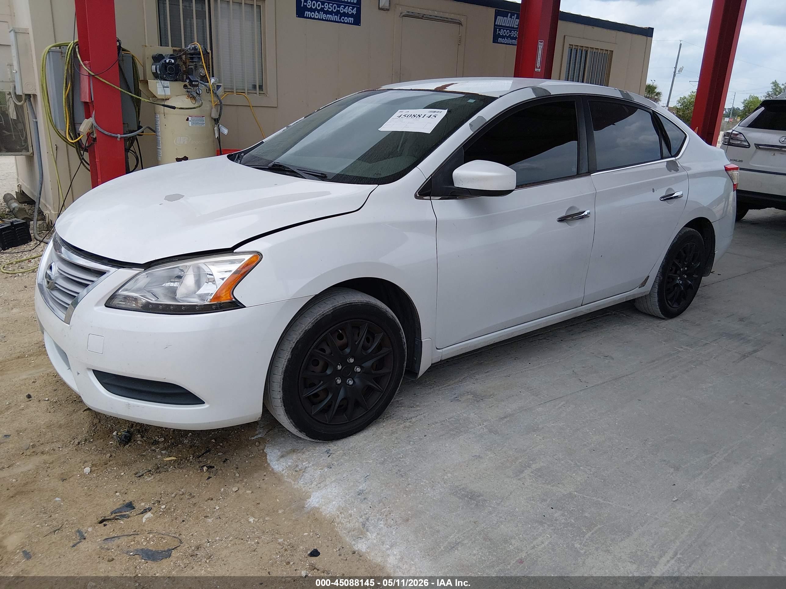 NISSAN SENTRA image 2