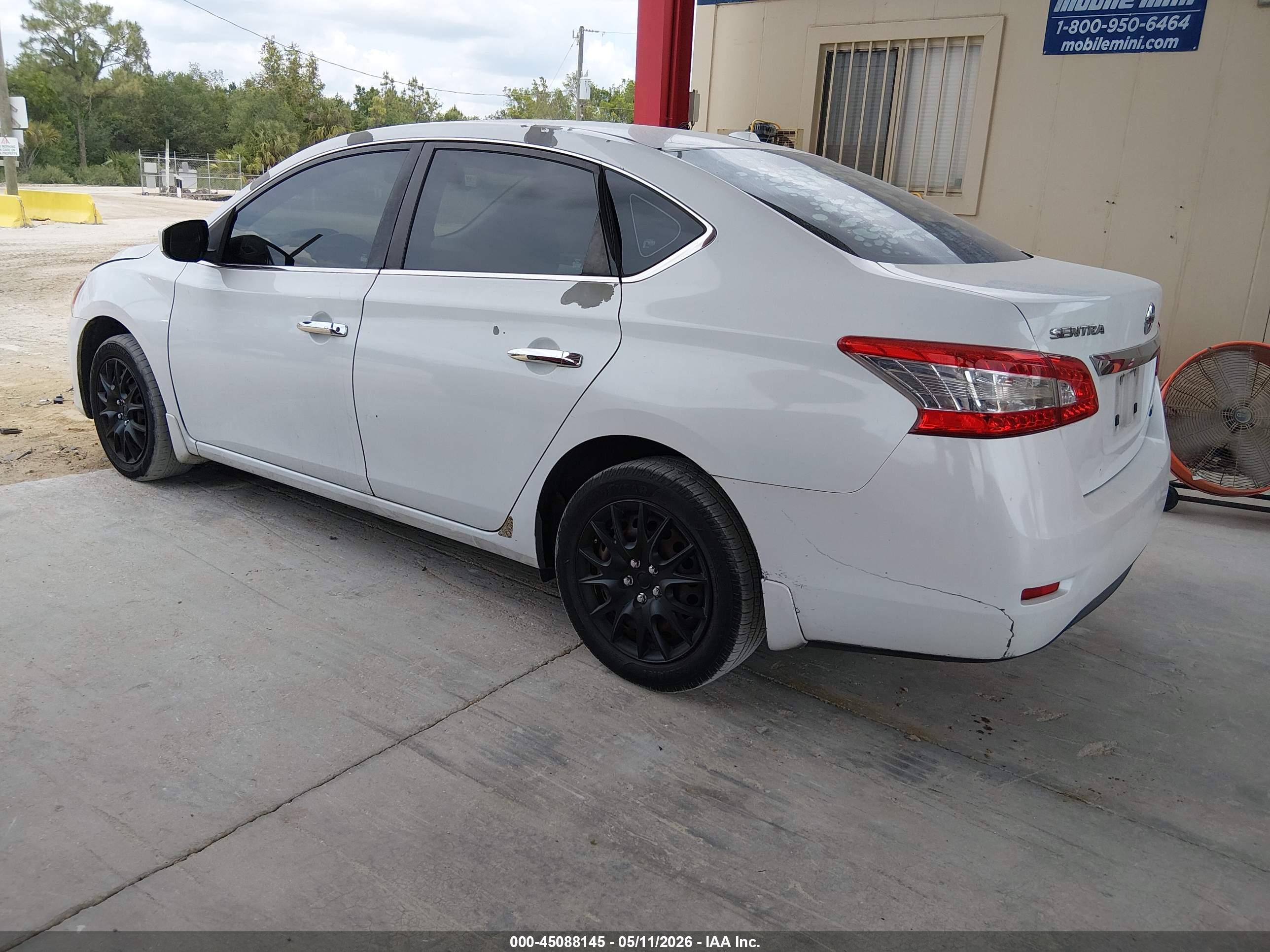 NISSAN SENTRA image 3