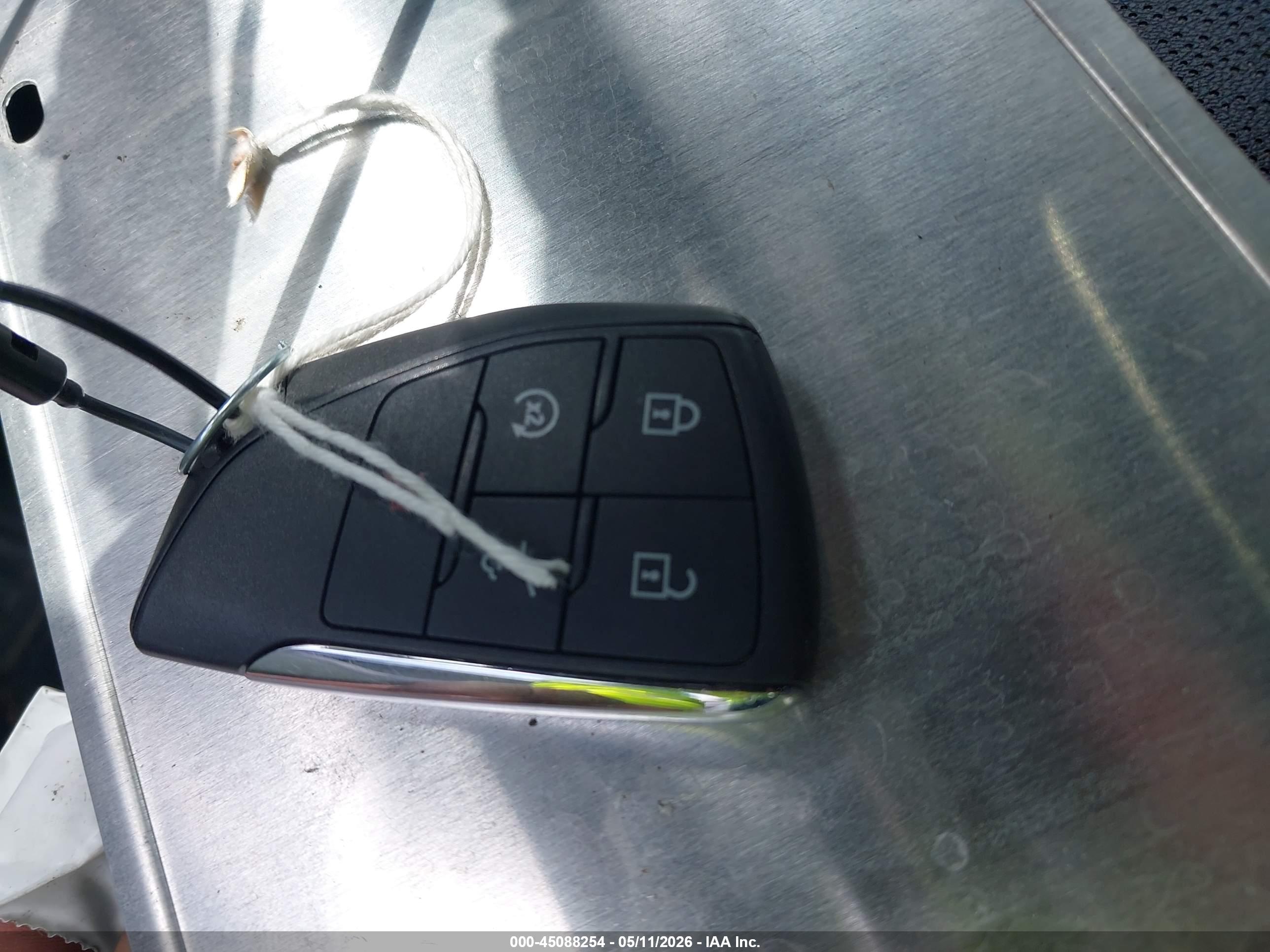 CHEVROLET EQUINOX image 11