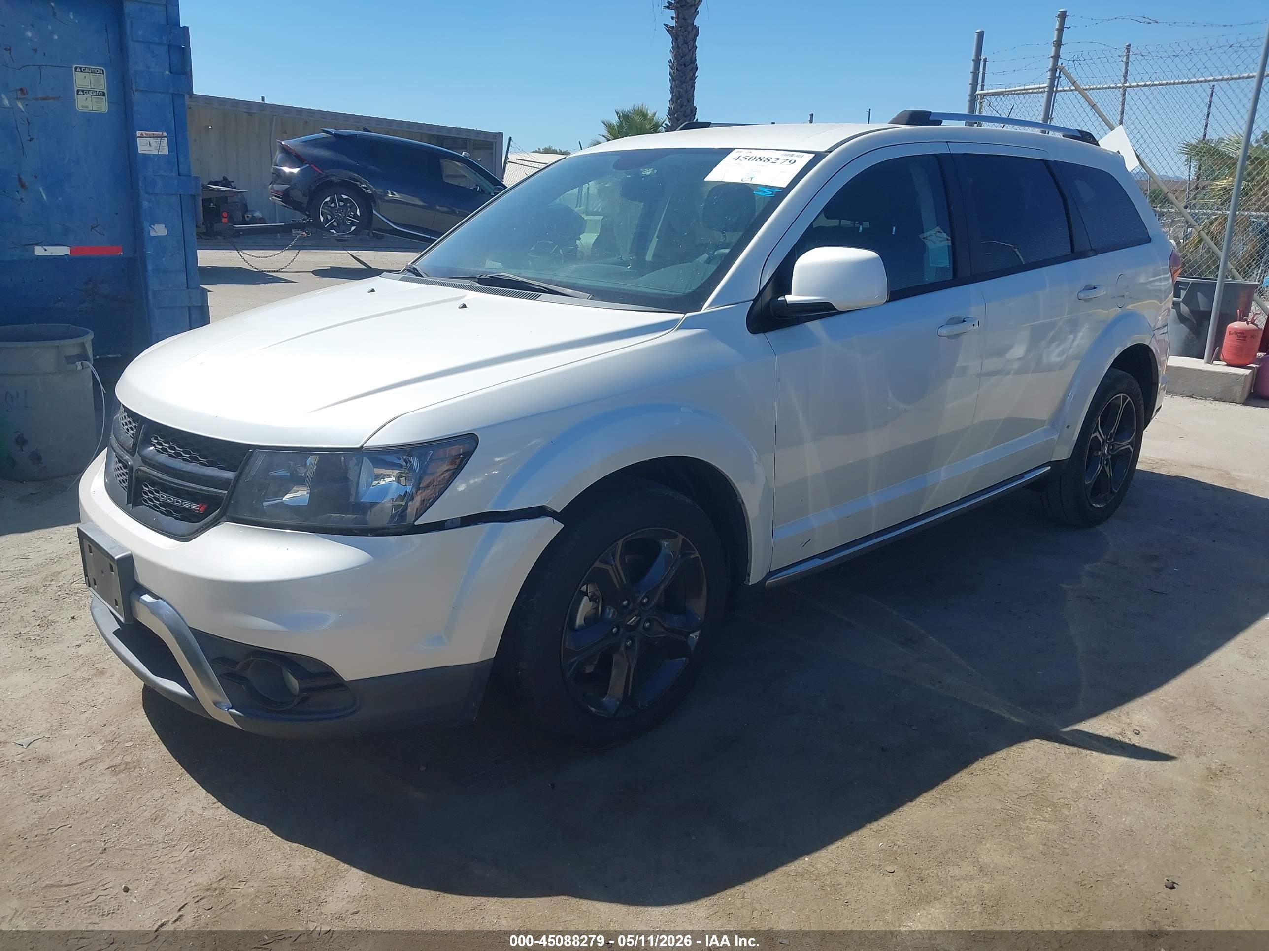 DODGE JOURNEY image 2