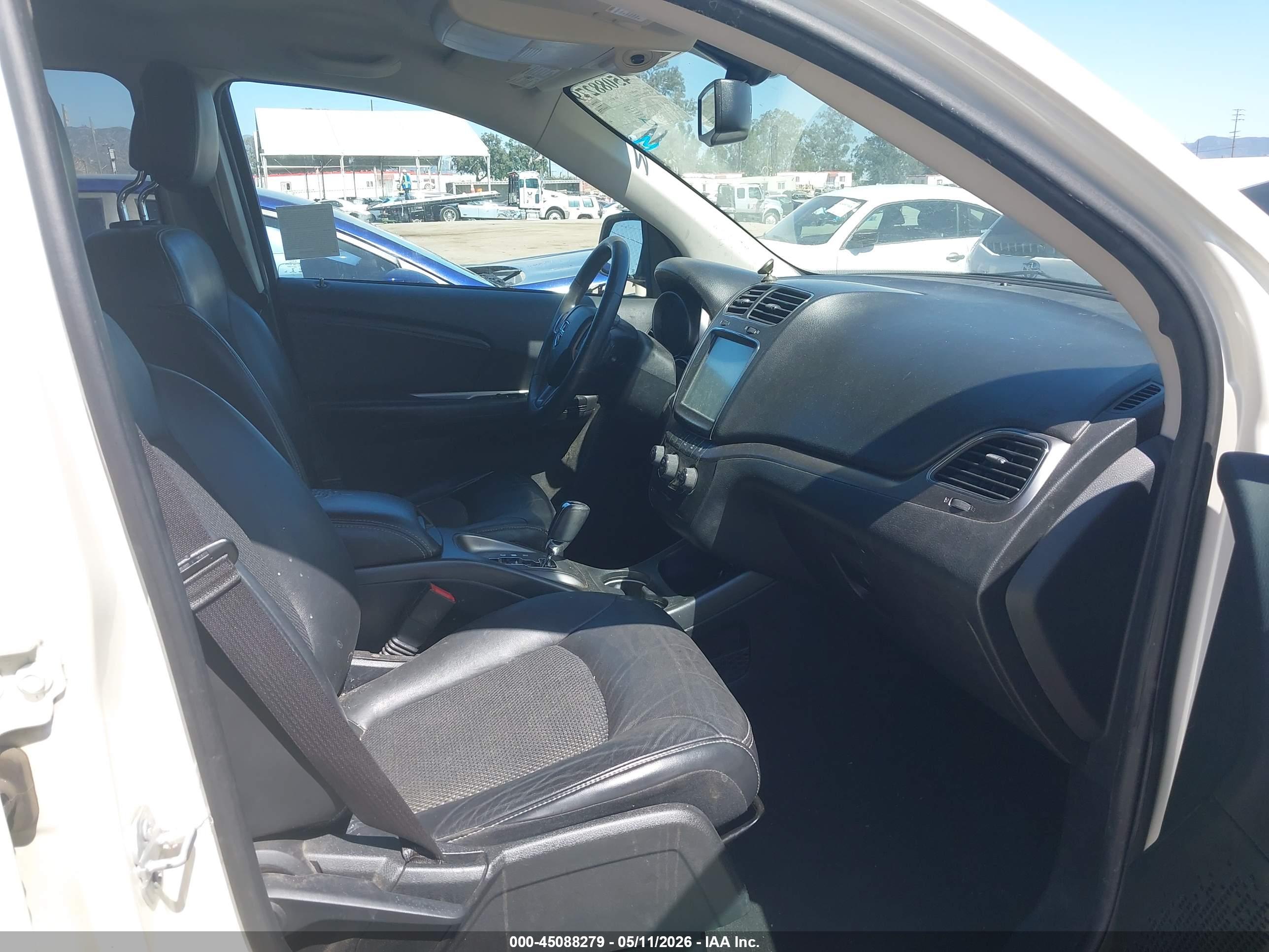 DODGE JOURNEY image 5