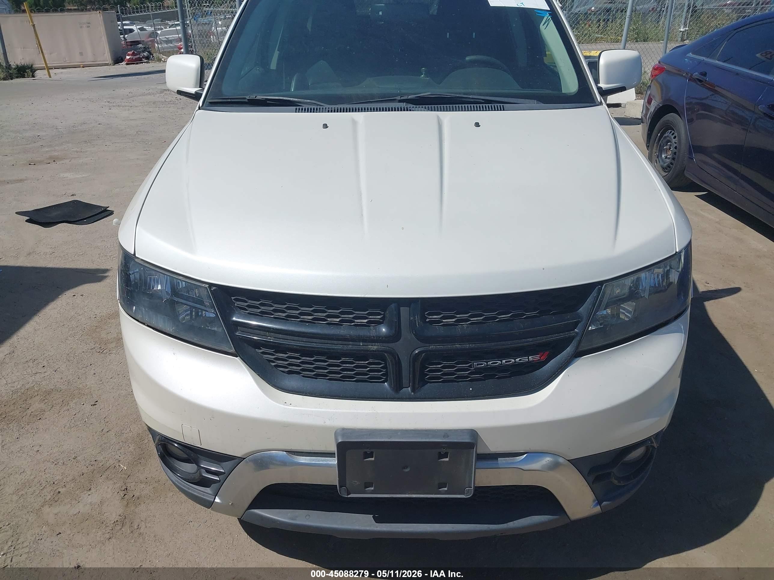 DODGE JOURNEY image 6