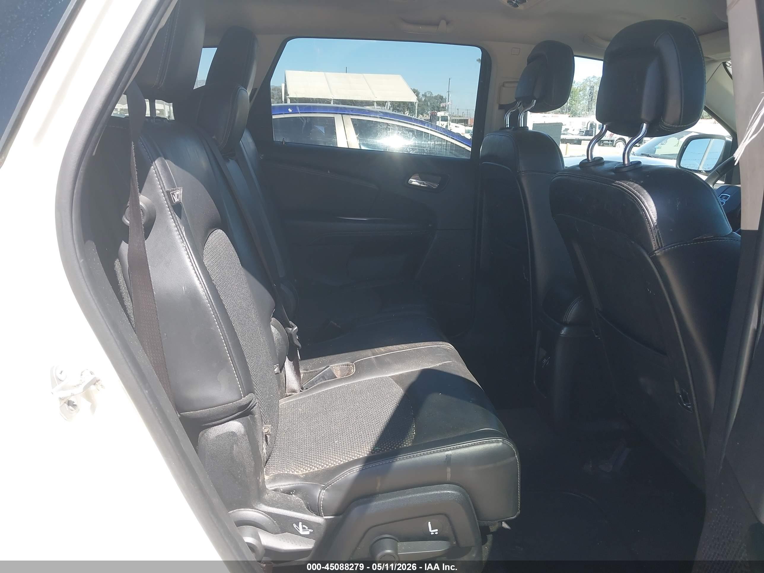 DODGE JOURNEY image 8