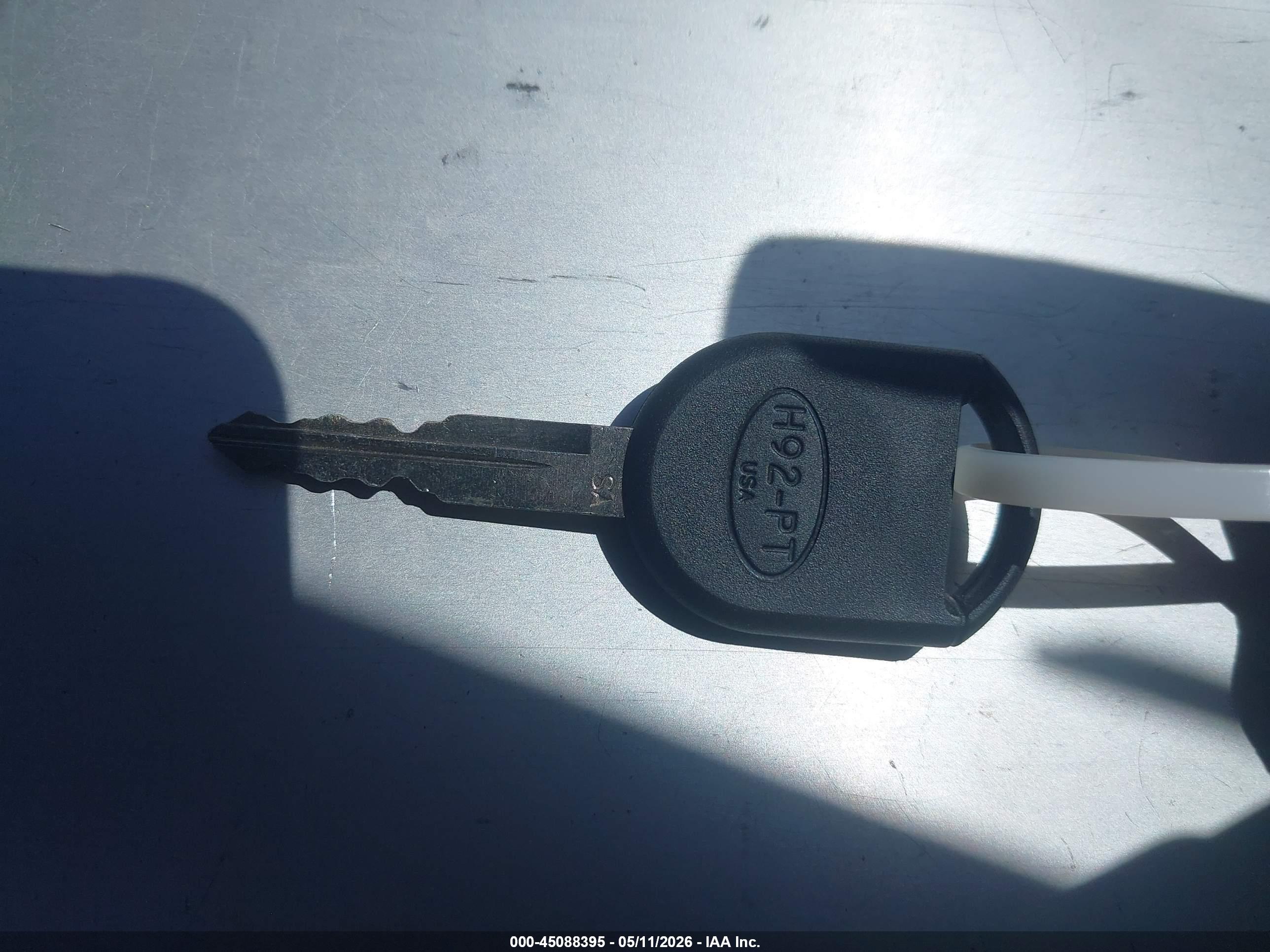 FORD ESCAPE image 11
