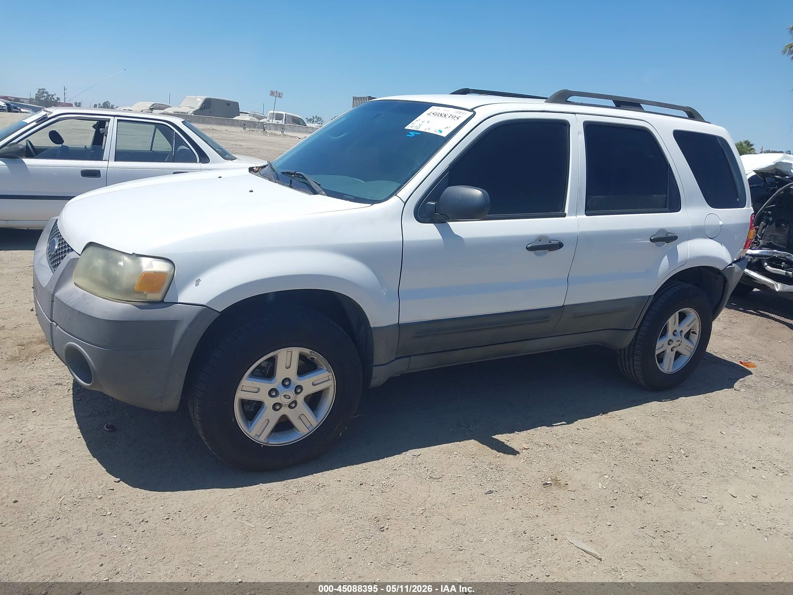 FORD ESCAPE image 2