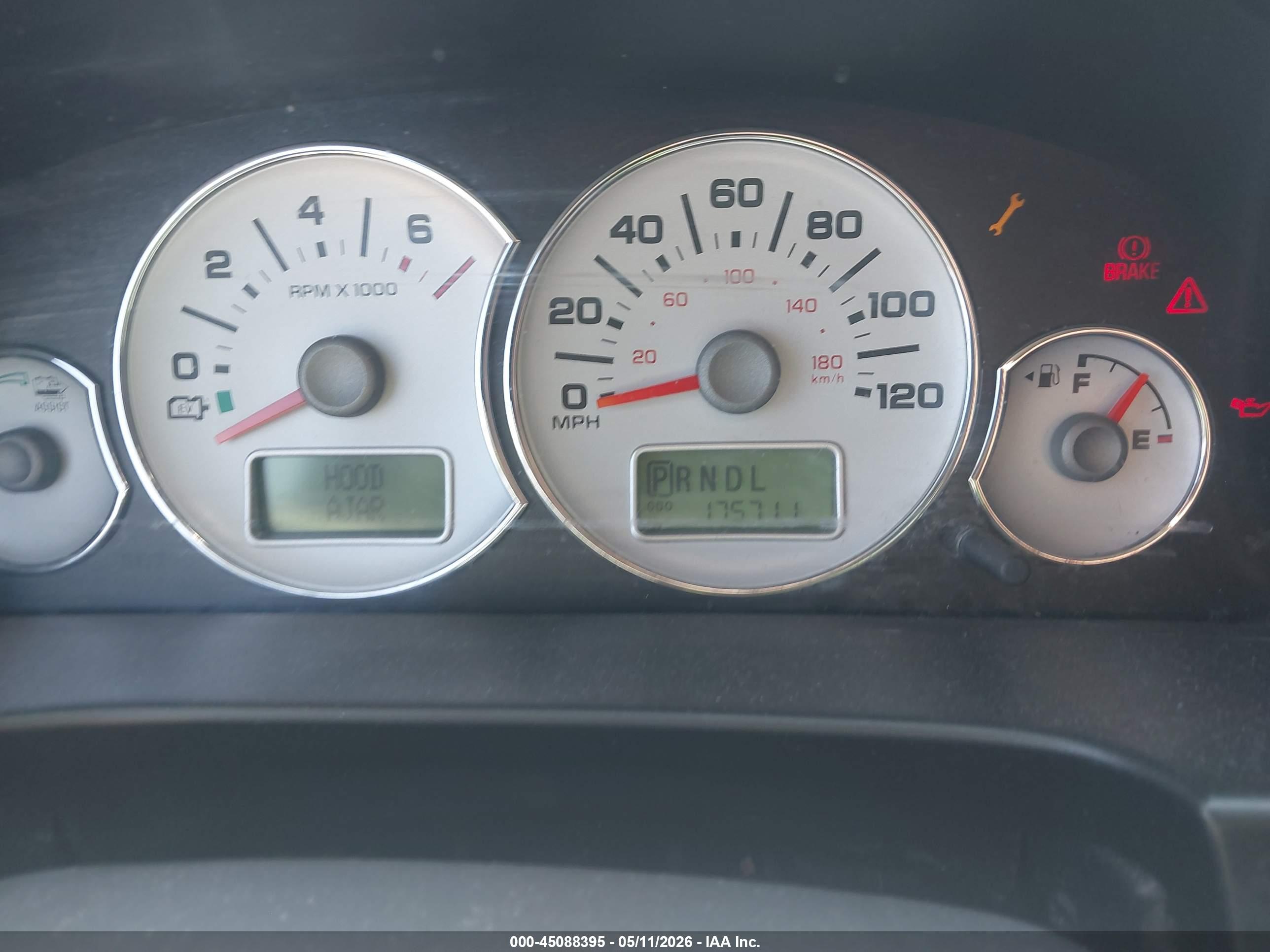 FORD ESCAPE image 7