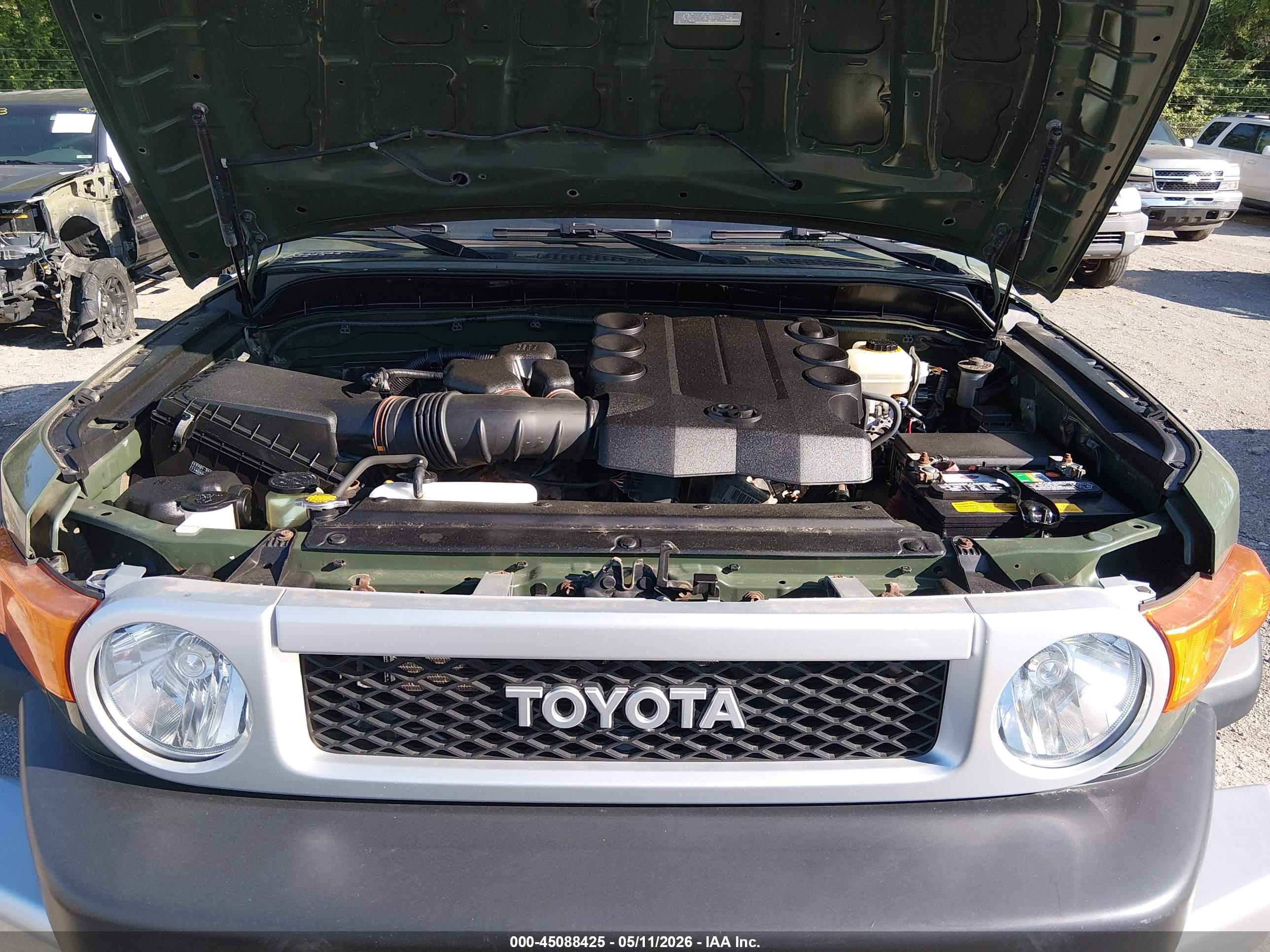 TOYOTA FJ image 10