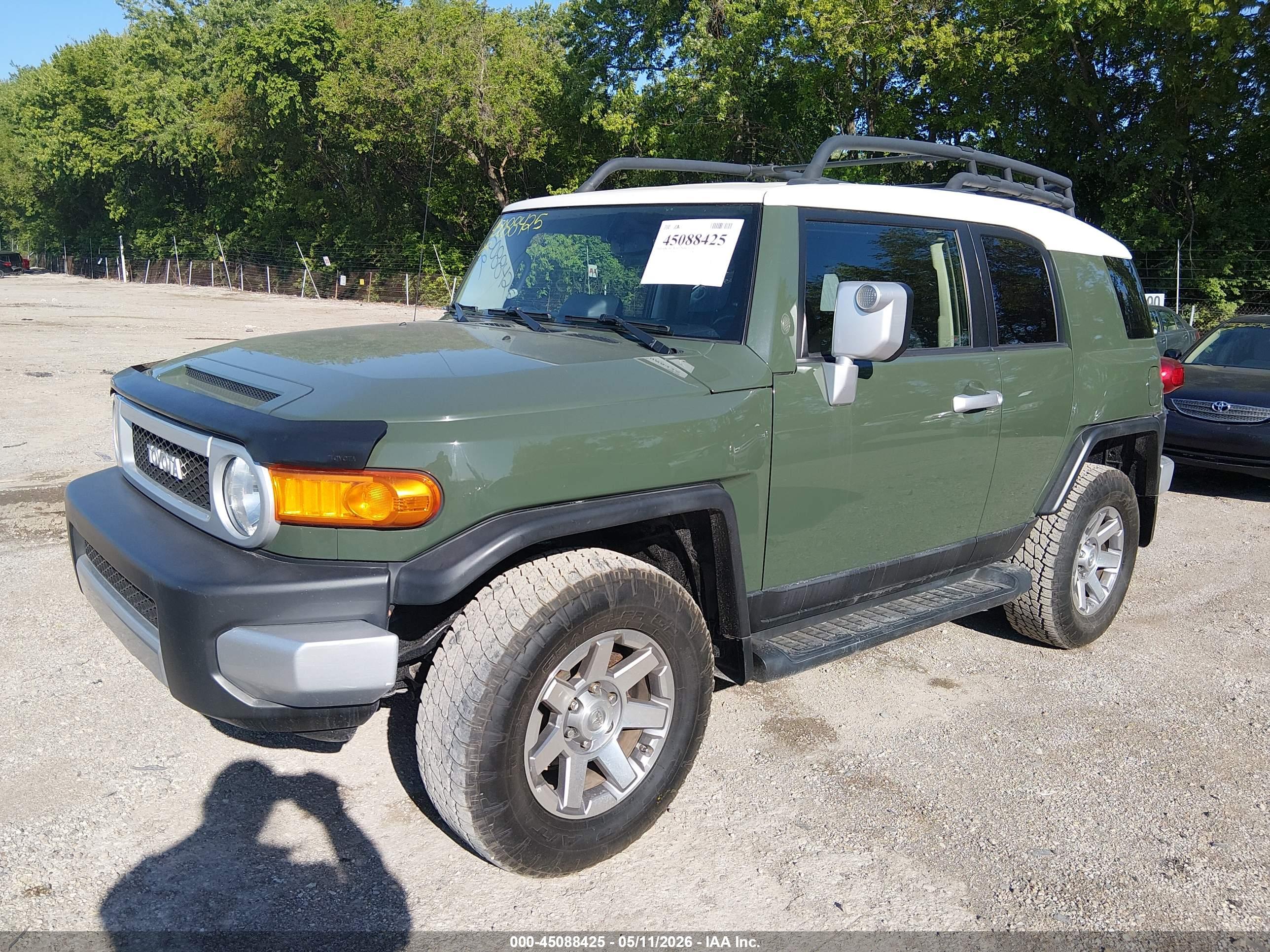 TOYOTA FJ image 6