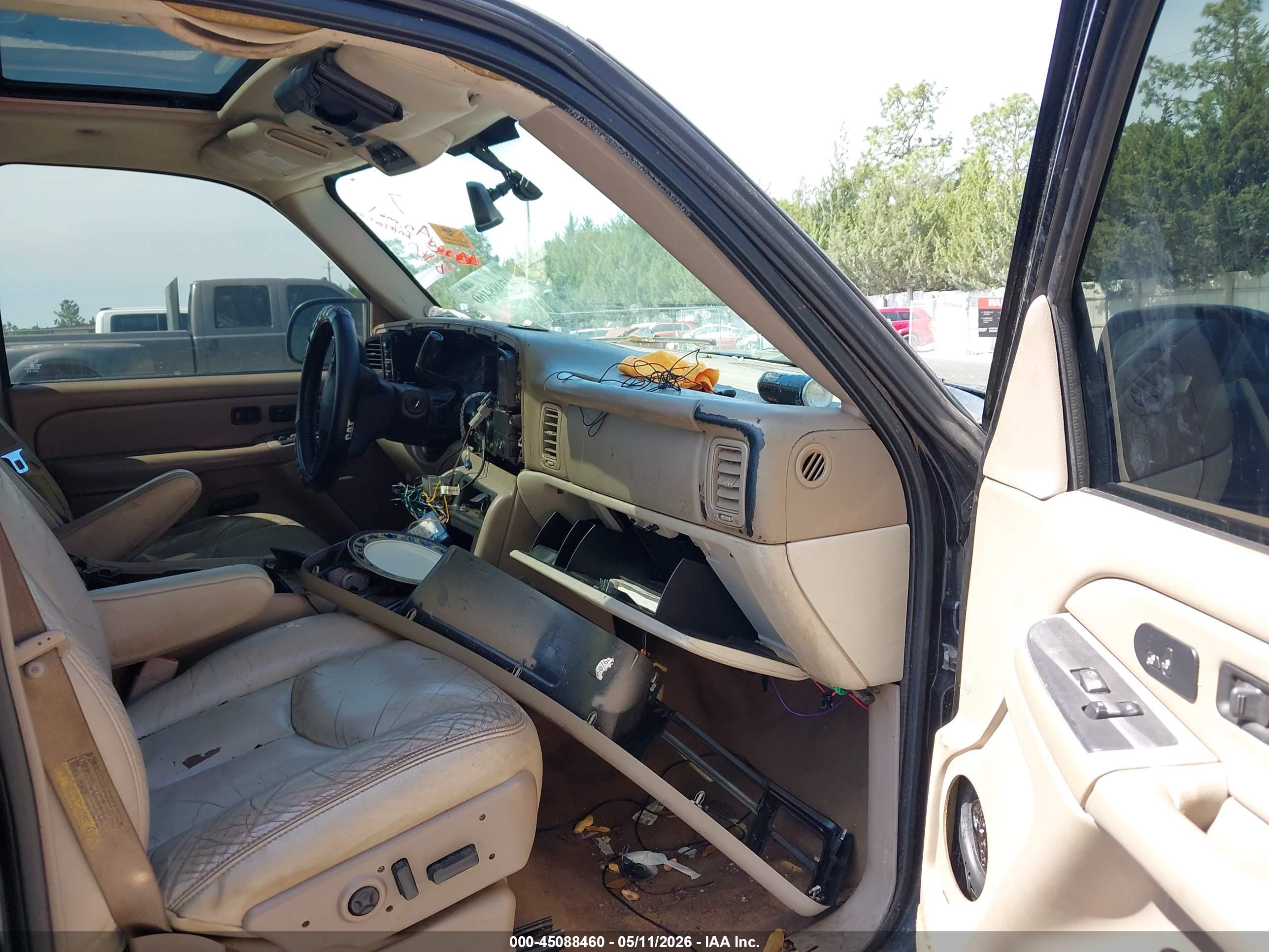 GMC YUKON image 5