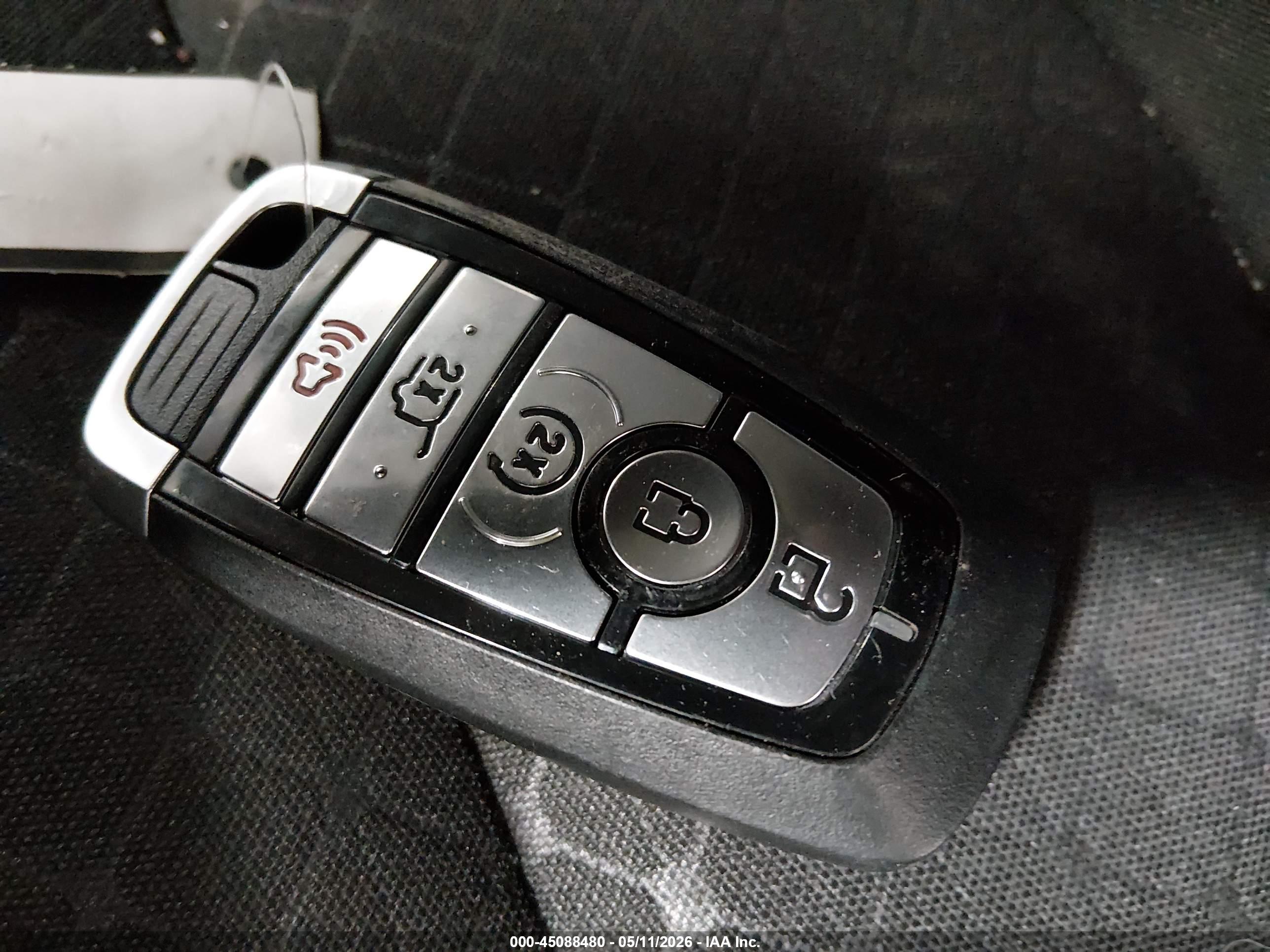FORD ESCAPE image 11