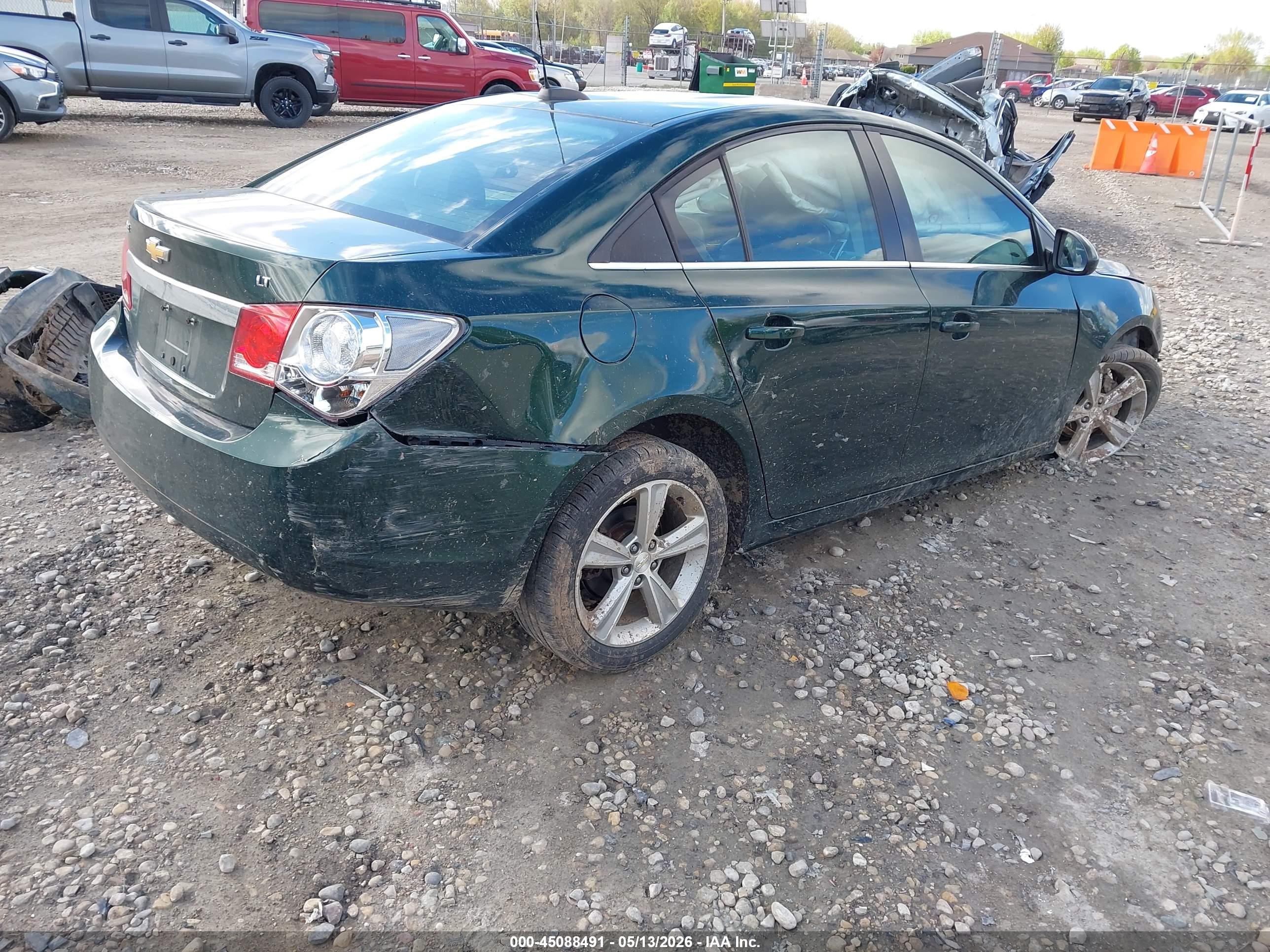 CHEVROLET CRUZE image 4