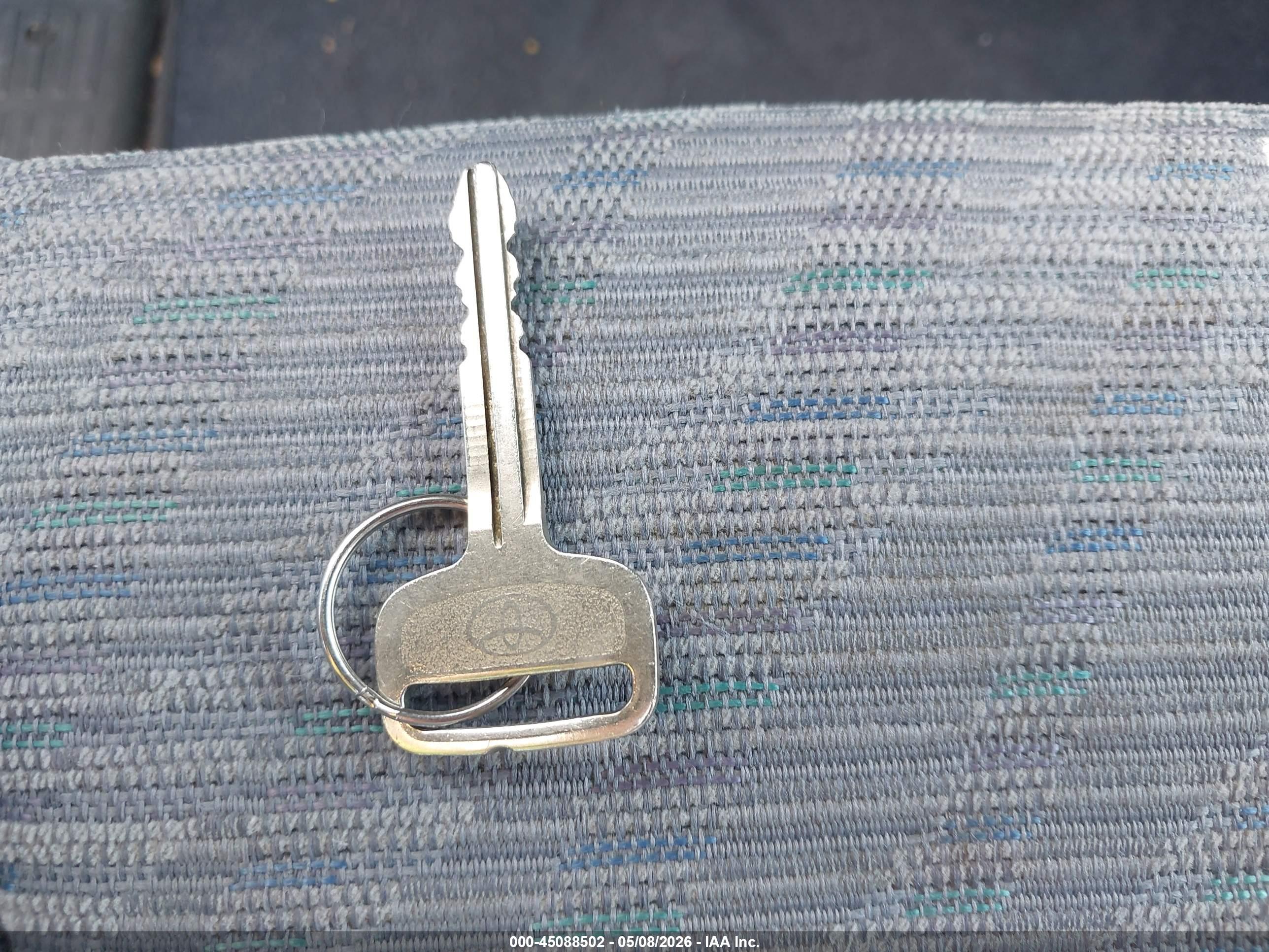 TOYOTA 4RUNNER image 11