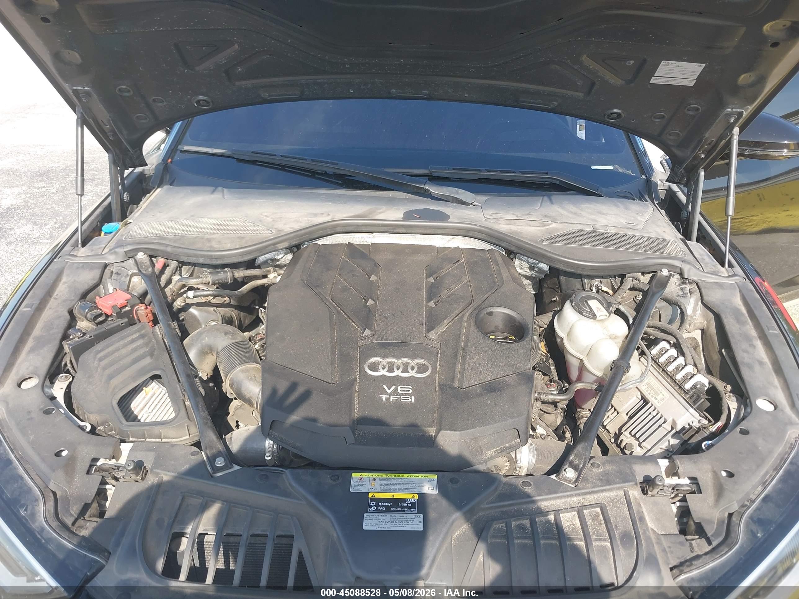 AUDI A8 image 10