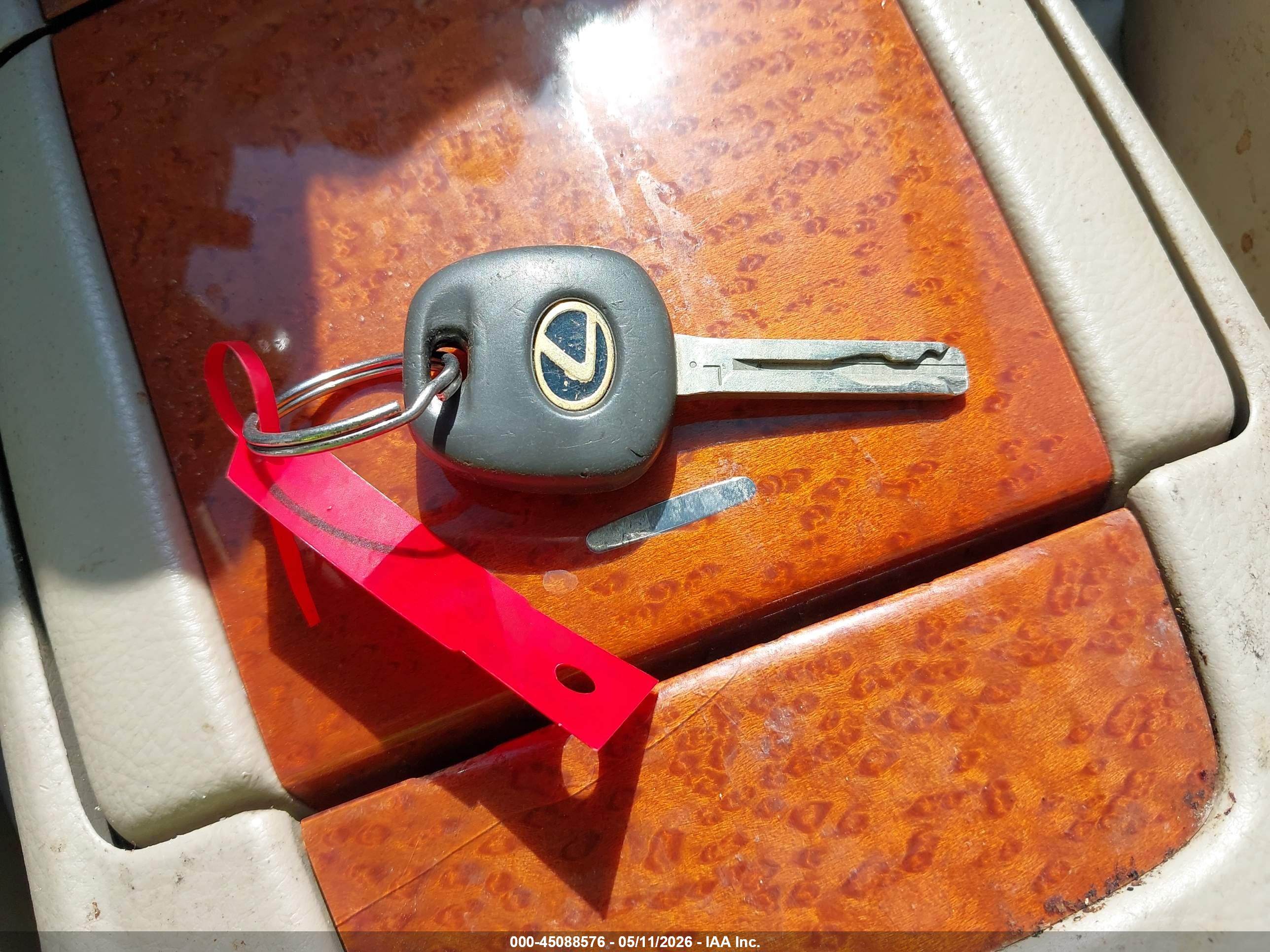 LEXUS RX image 11