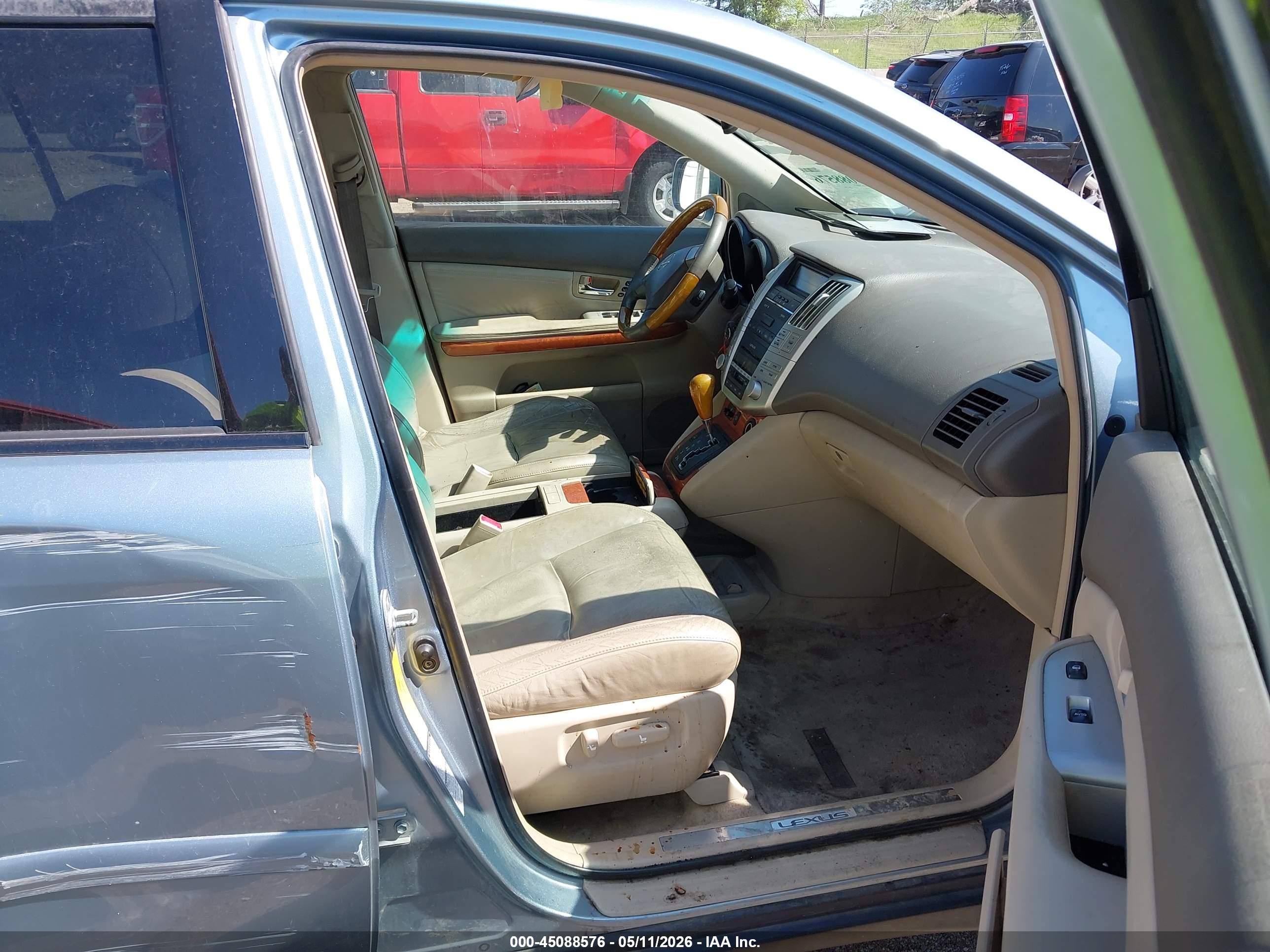LEXUS RX image 5