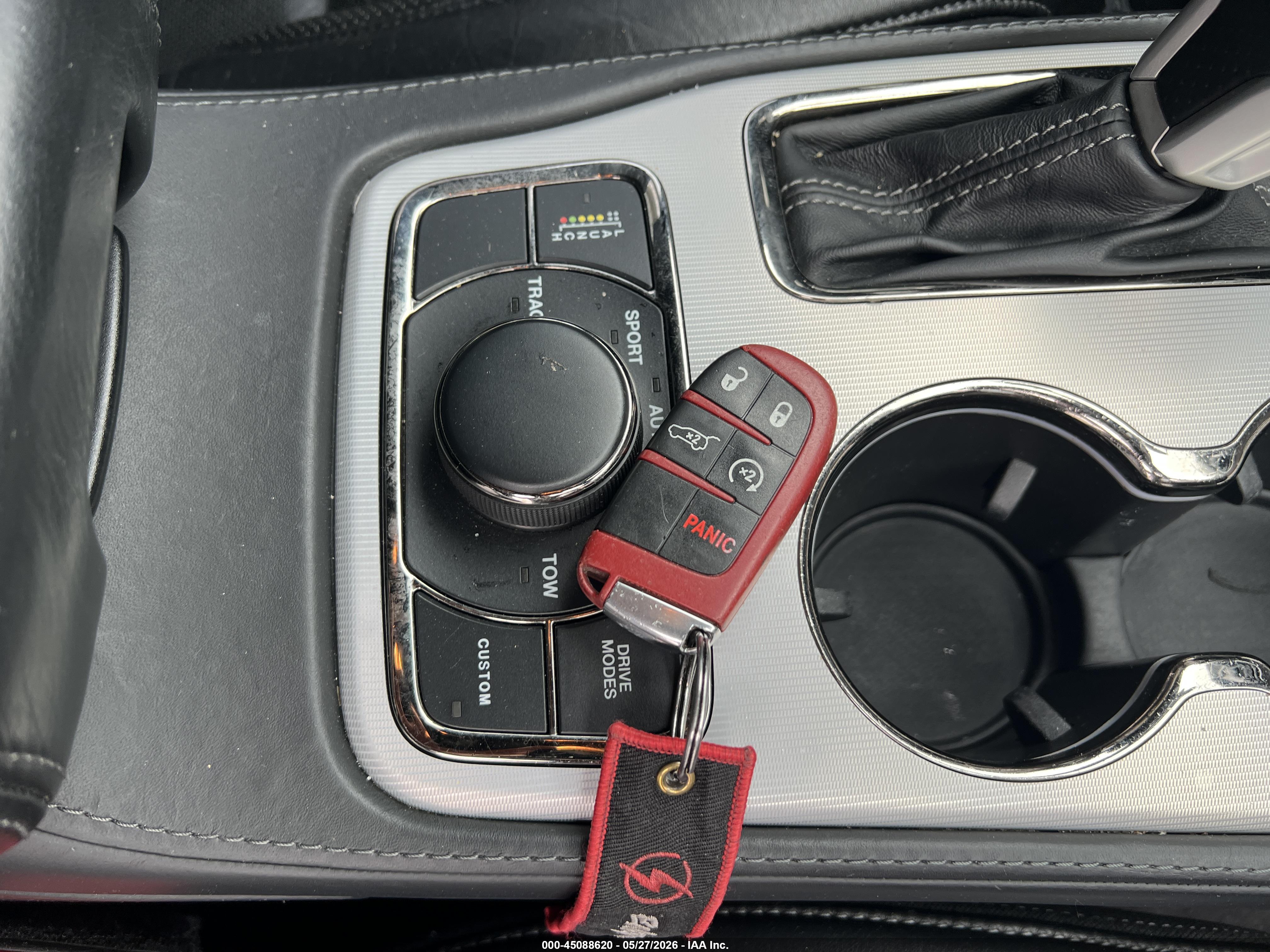 JEEP GRAND image 11