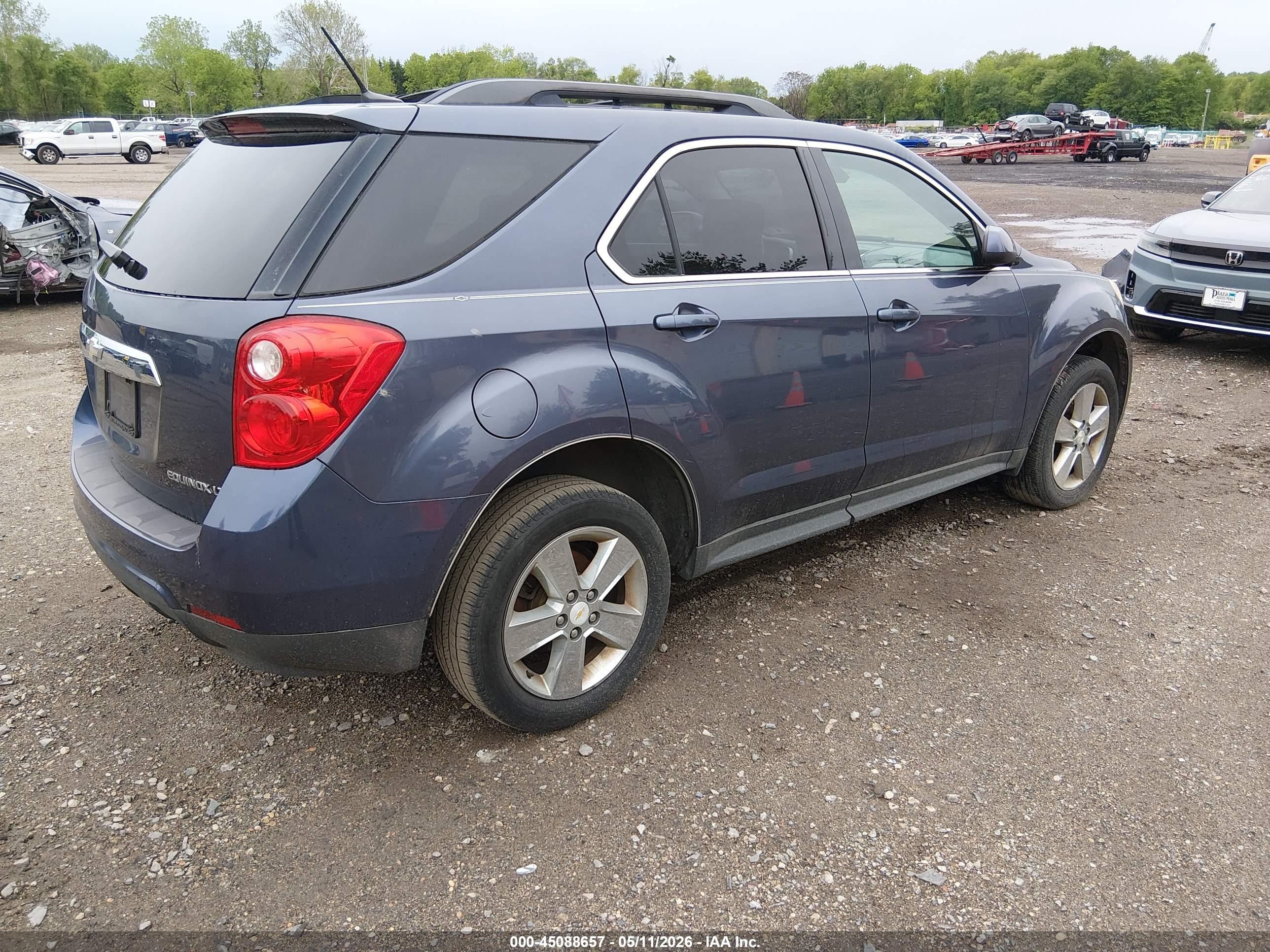 CHEVROLET EQUINOX image 4