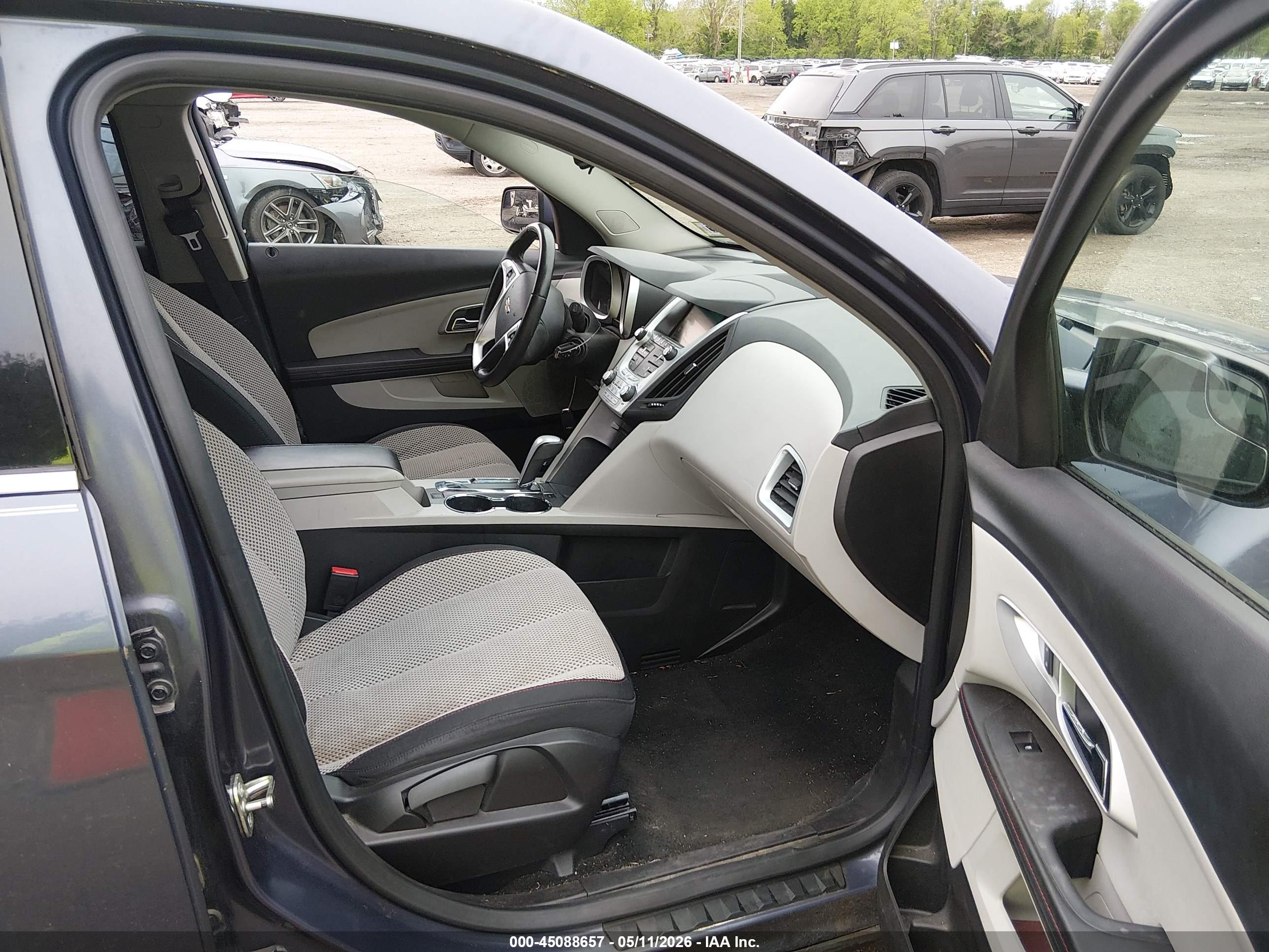 CHEVROLET EQUINOX image 5