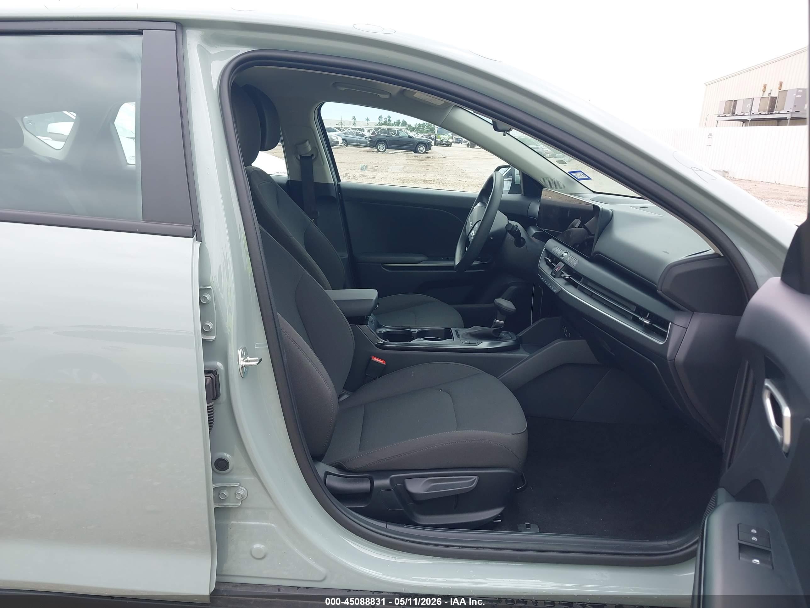 KIA K4 image 5