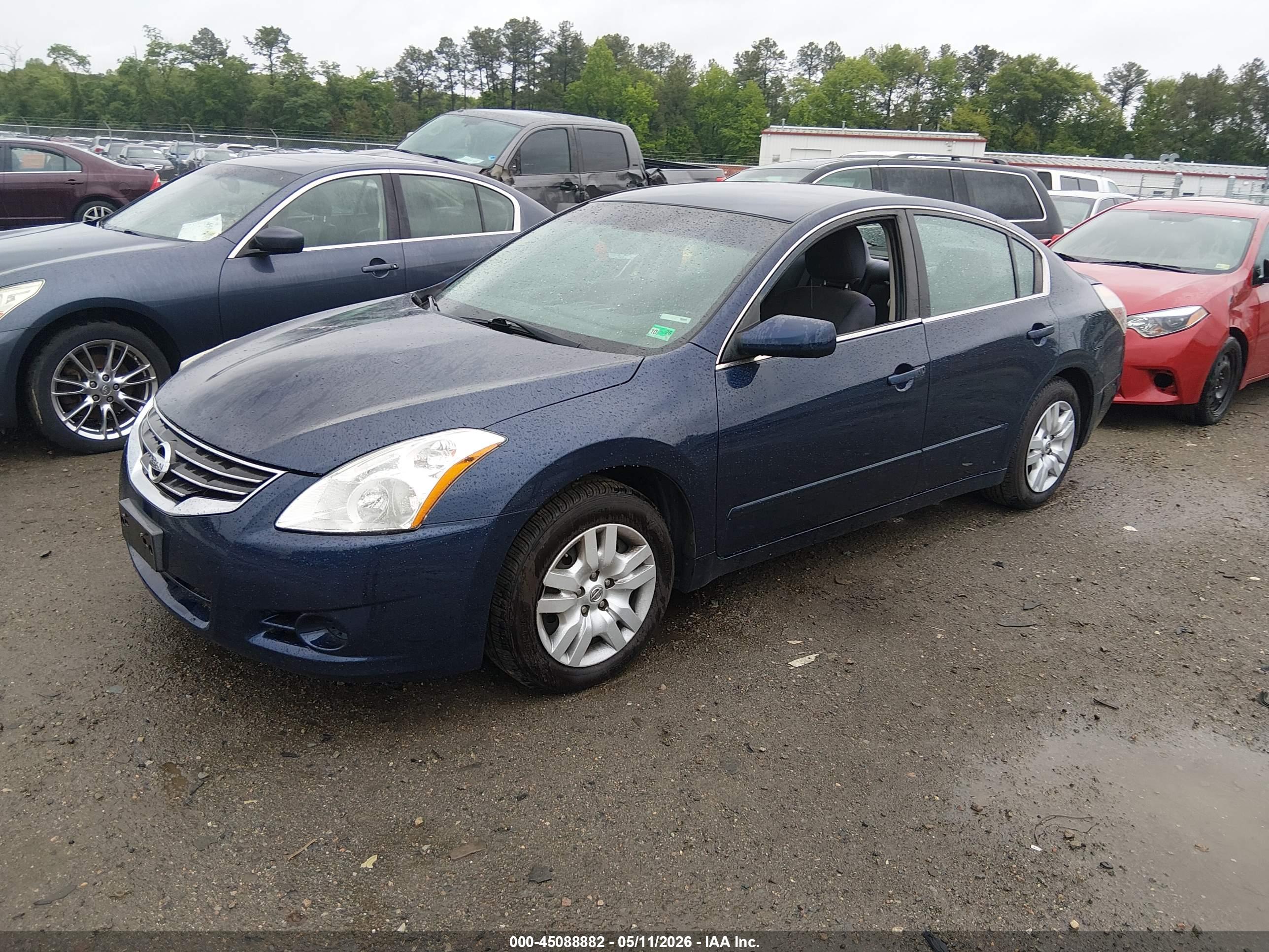 NISSAN ALTIMA image 2