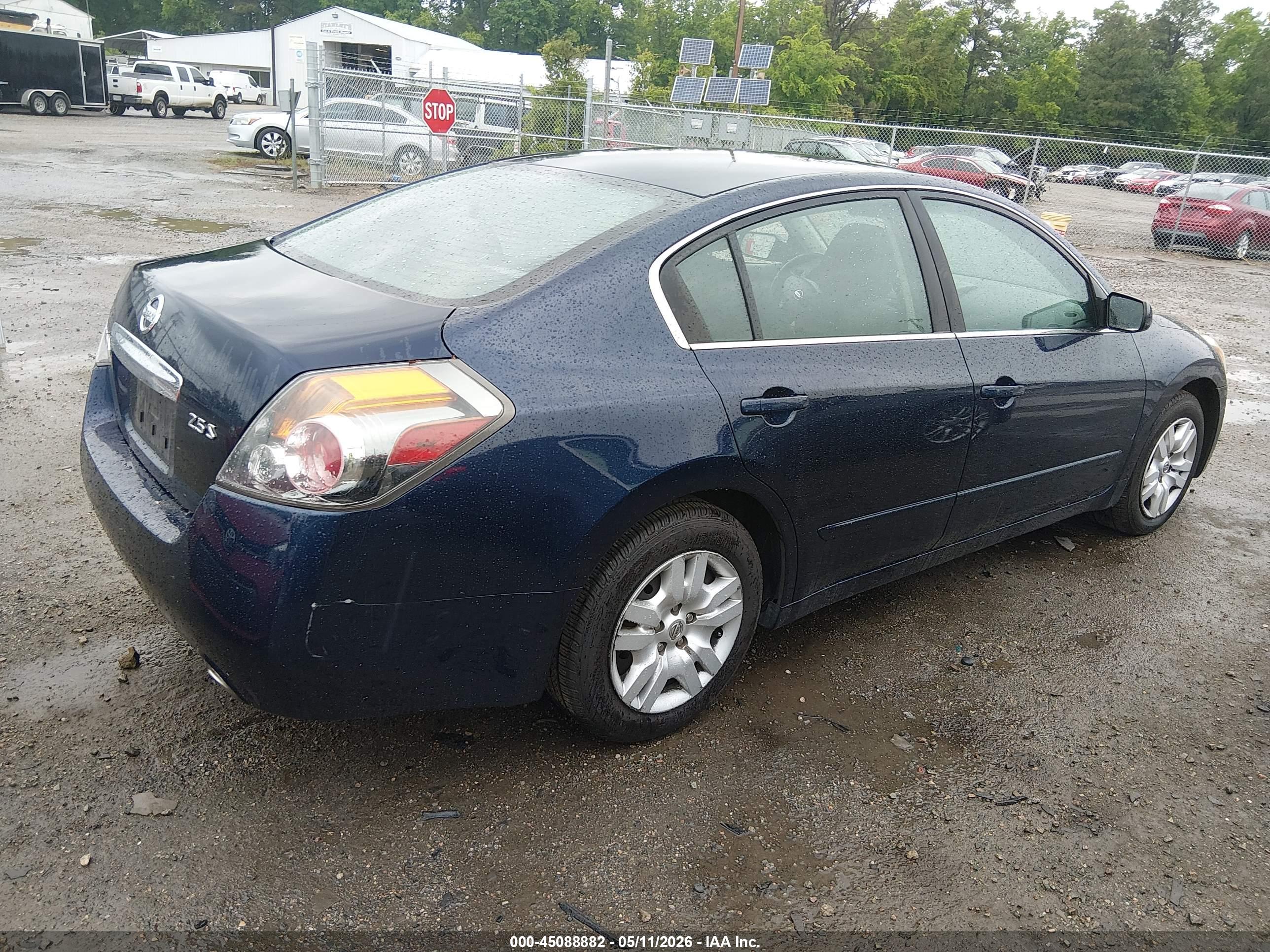 NISSAN ALTIMA image 4