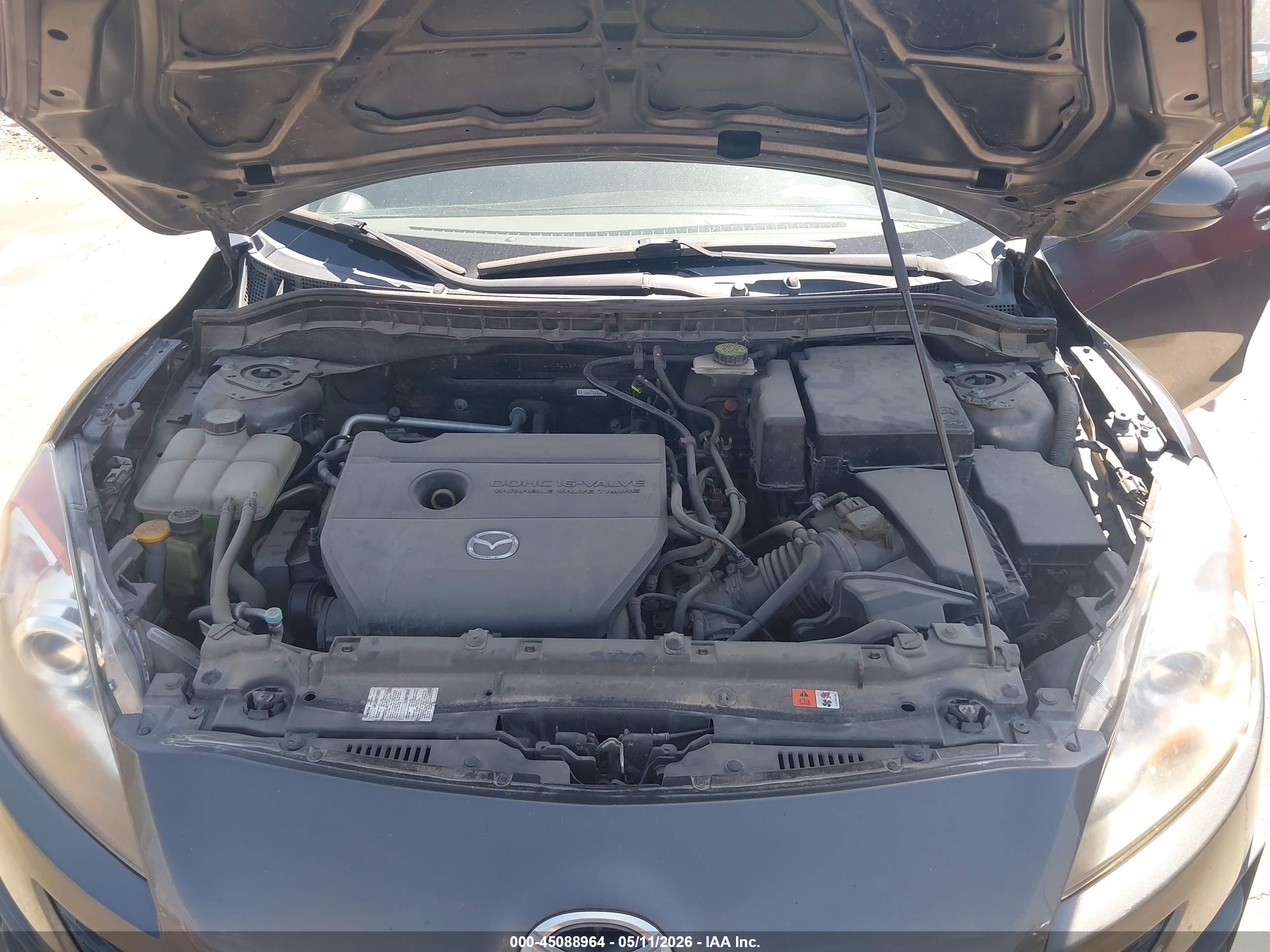 MAZDA MAZDA3 image 10