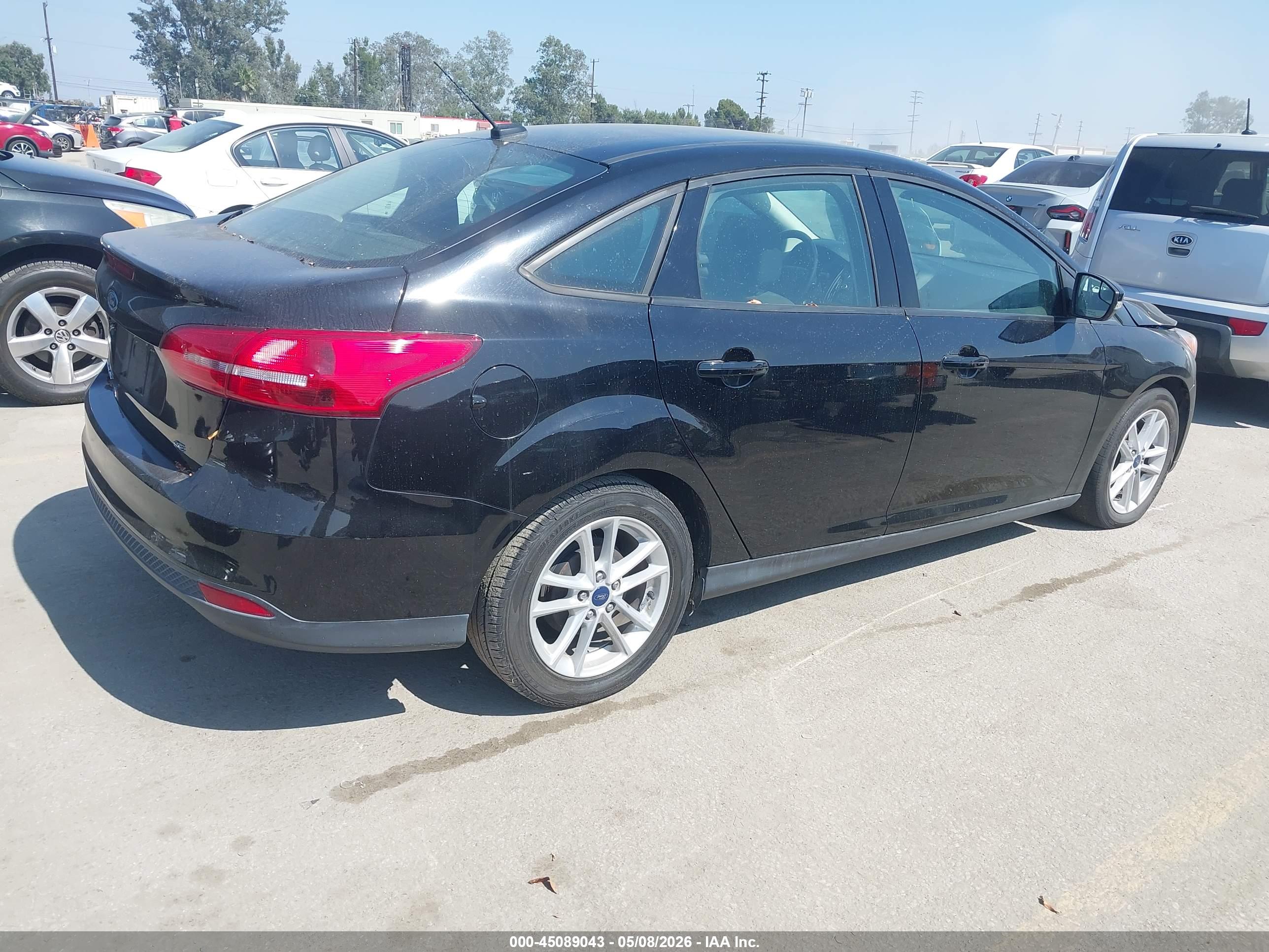 FORD FOCUS image 4