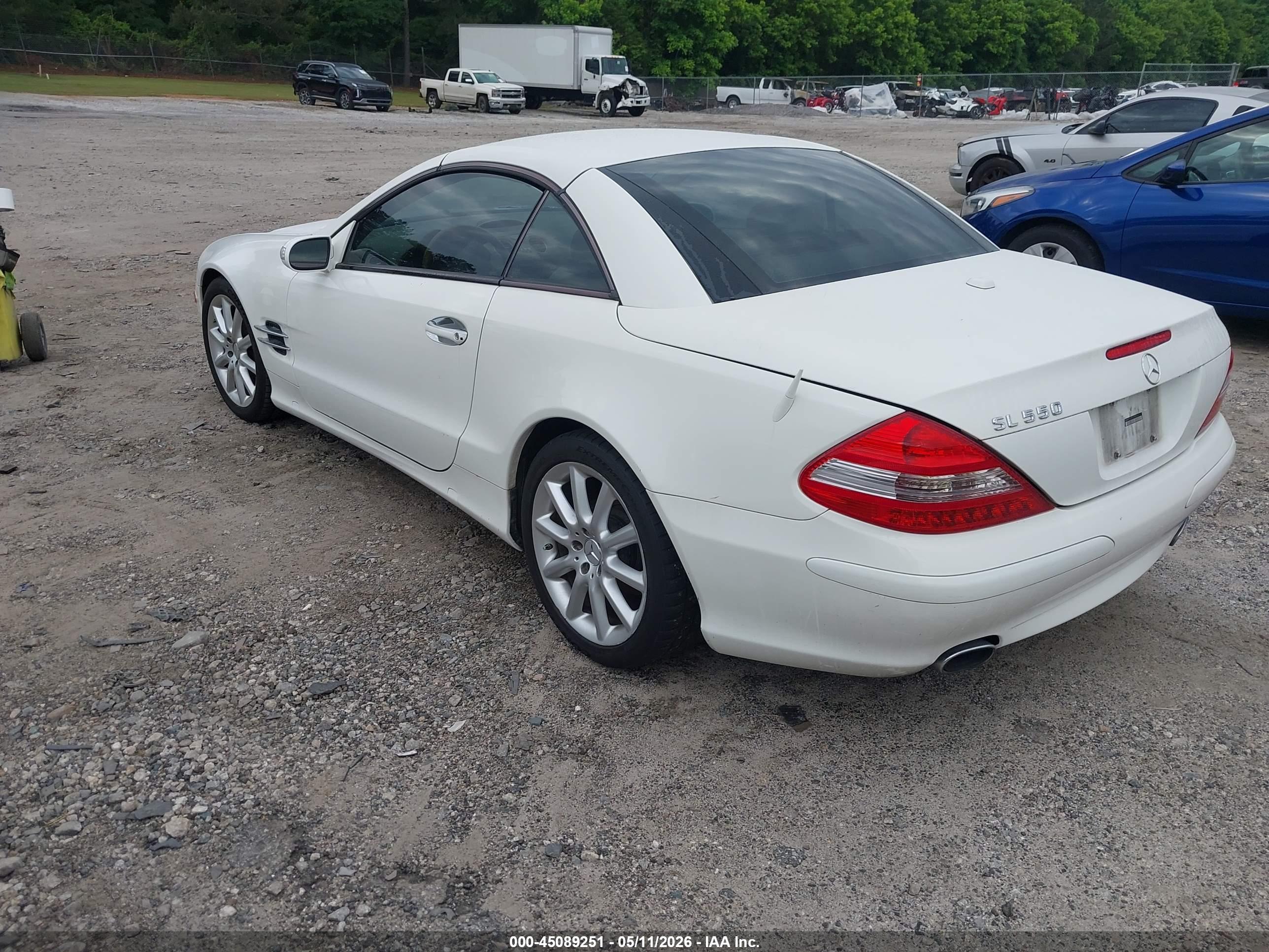 MERCEDES-BENZ SL image 3