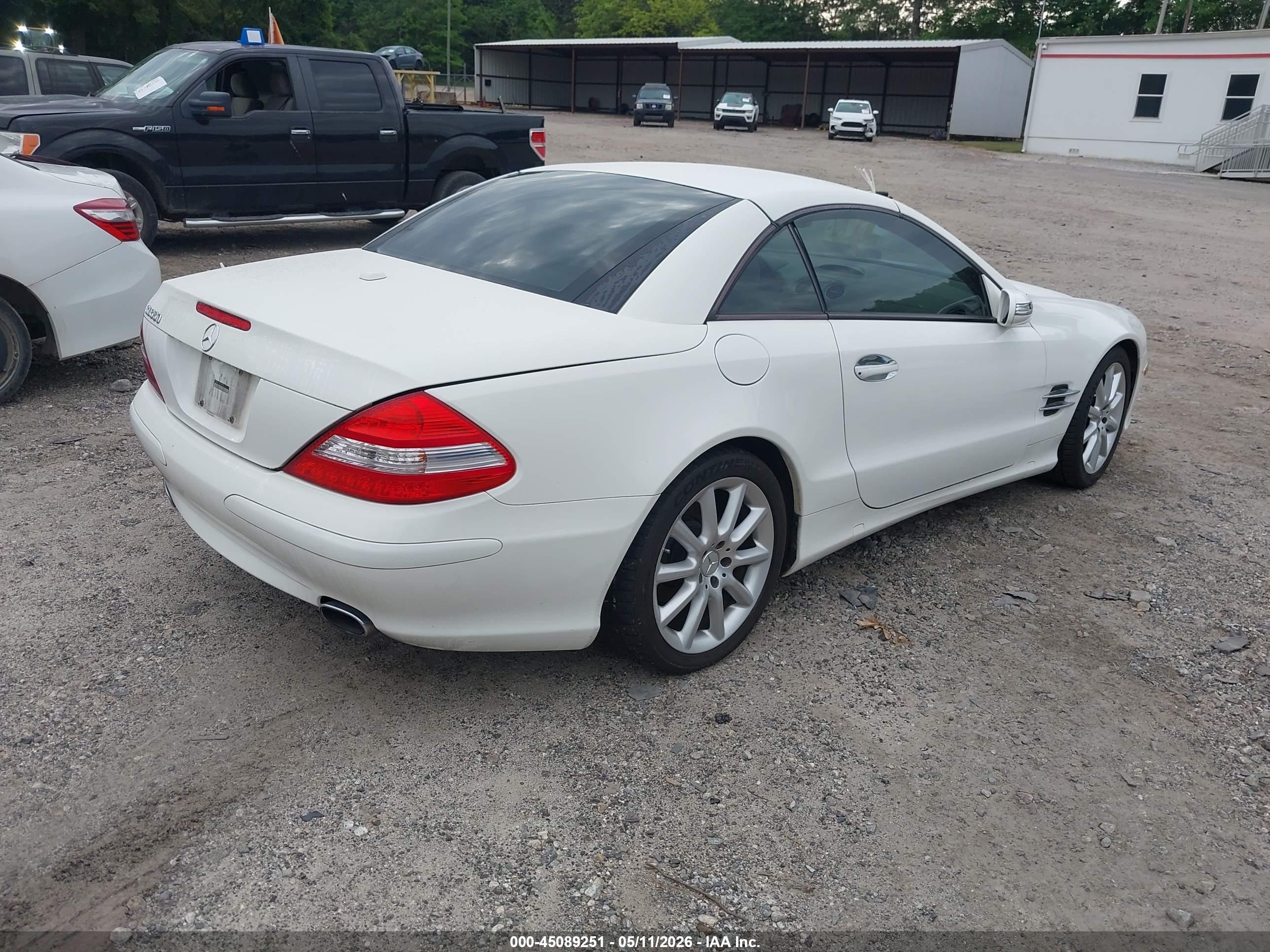 MERCEDES-BENZ SL image 4