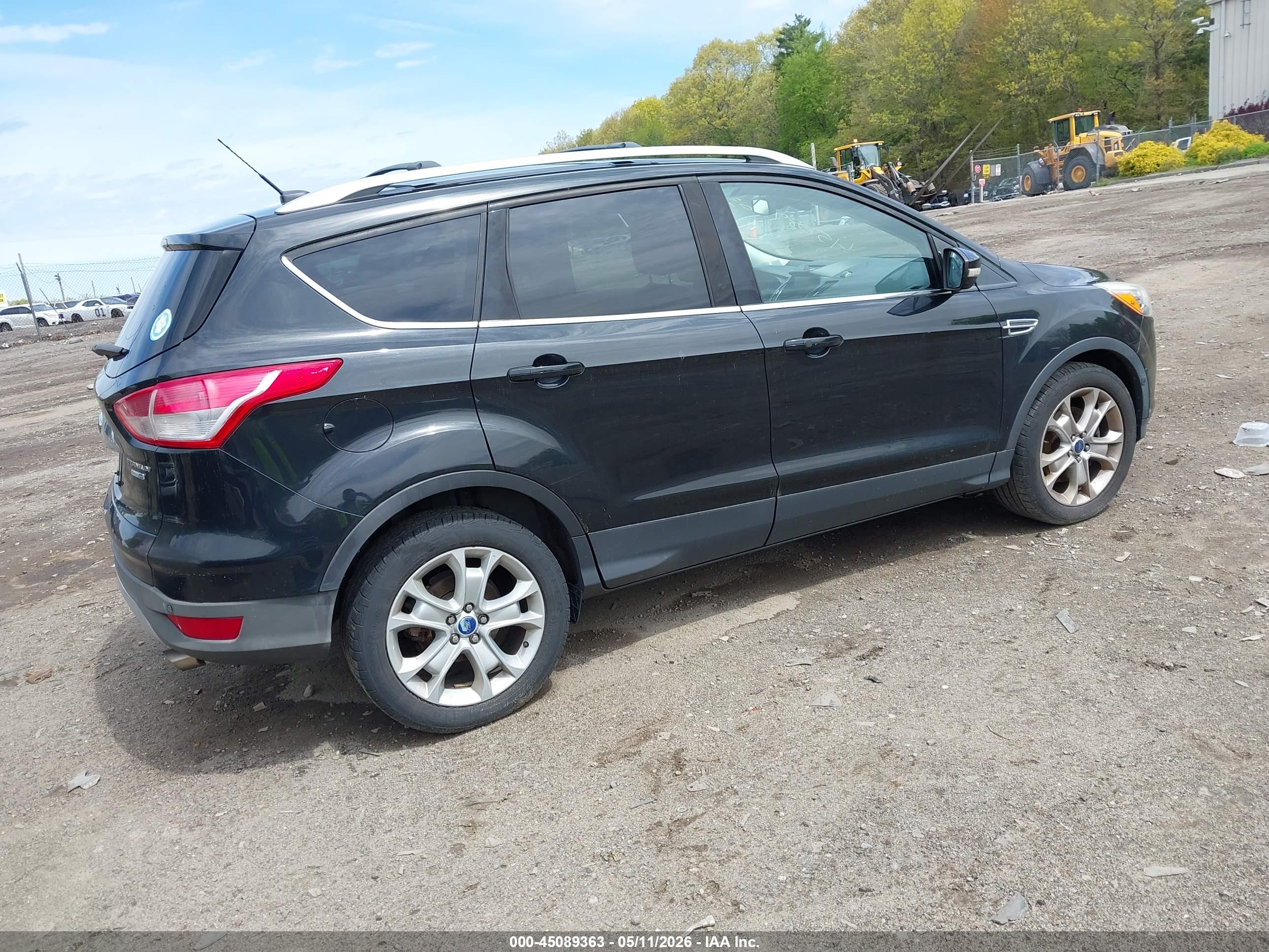 FORD ESCAPE image 4