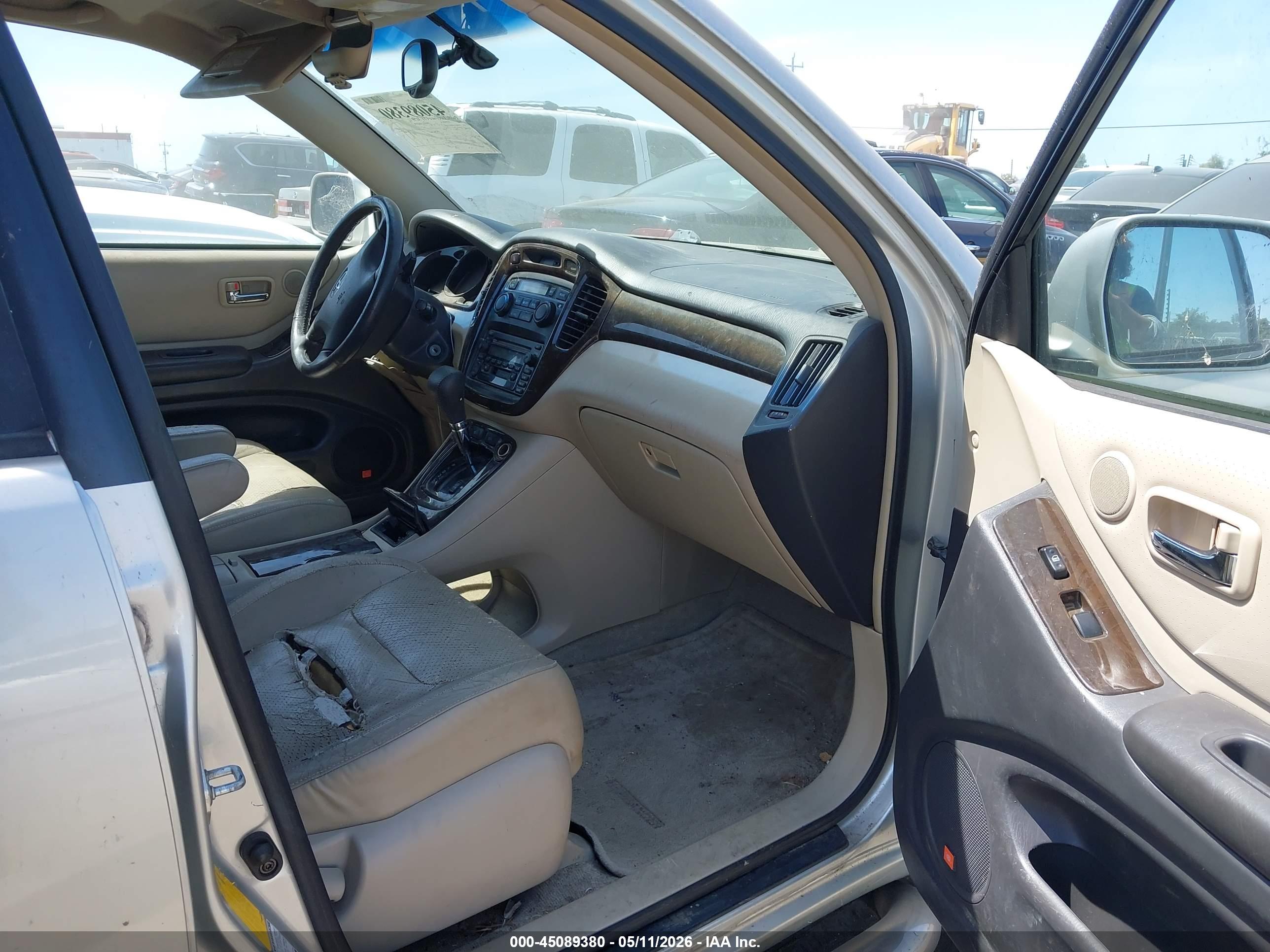 TOYOTA HIGHLANDER image 5