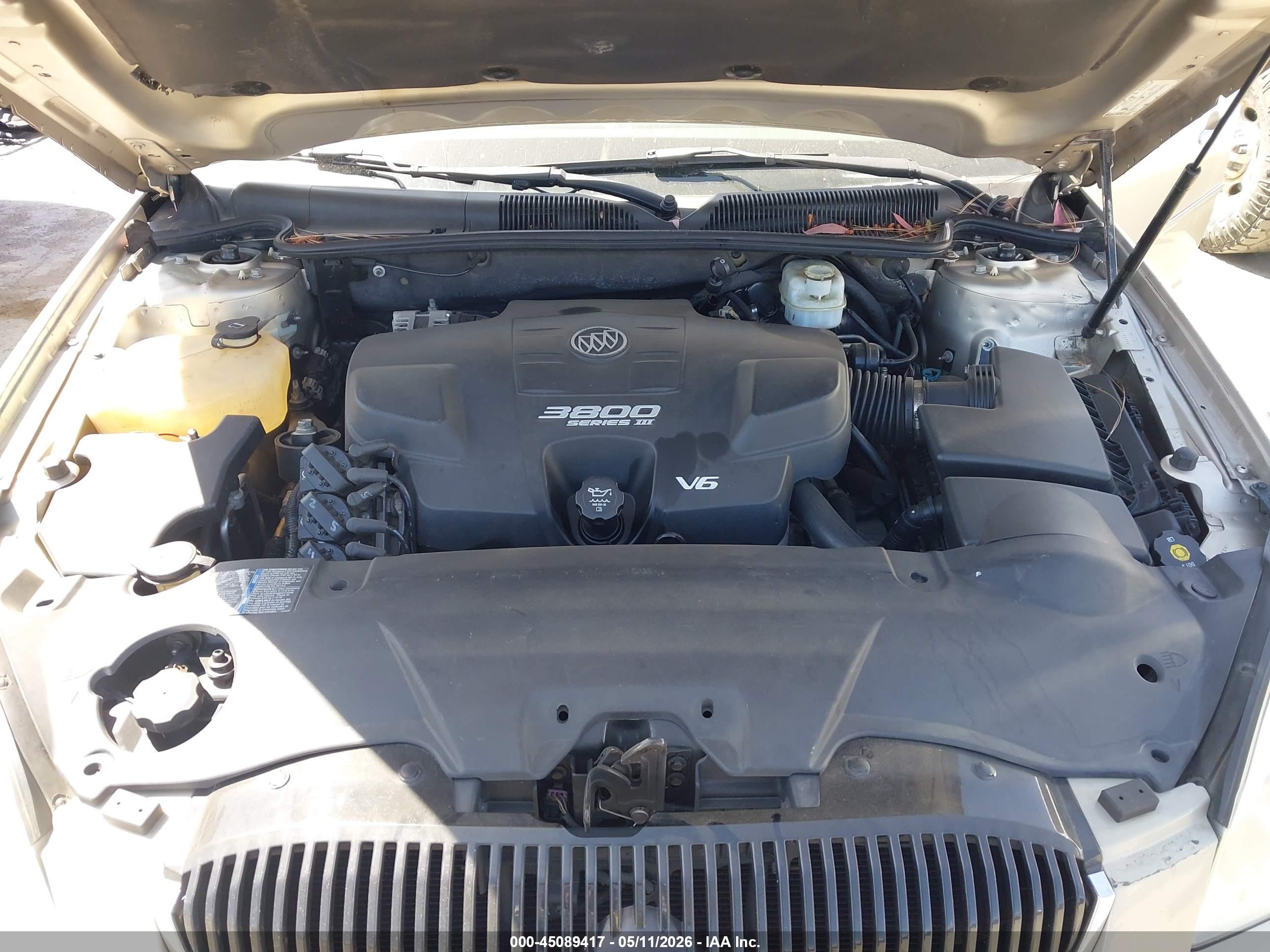 BUICK LUCERNE image 10