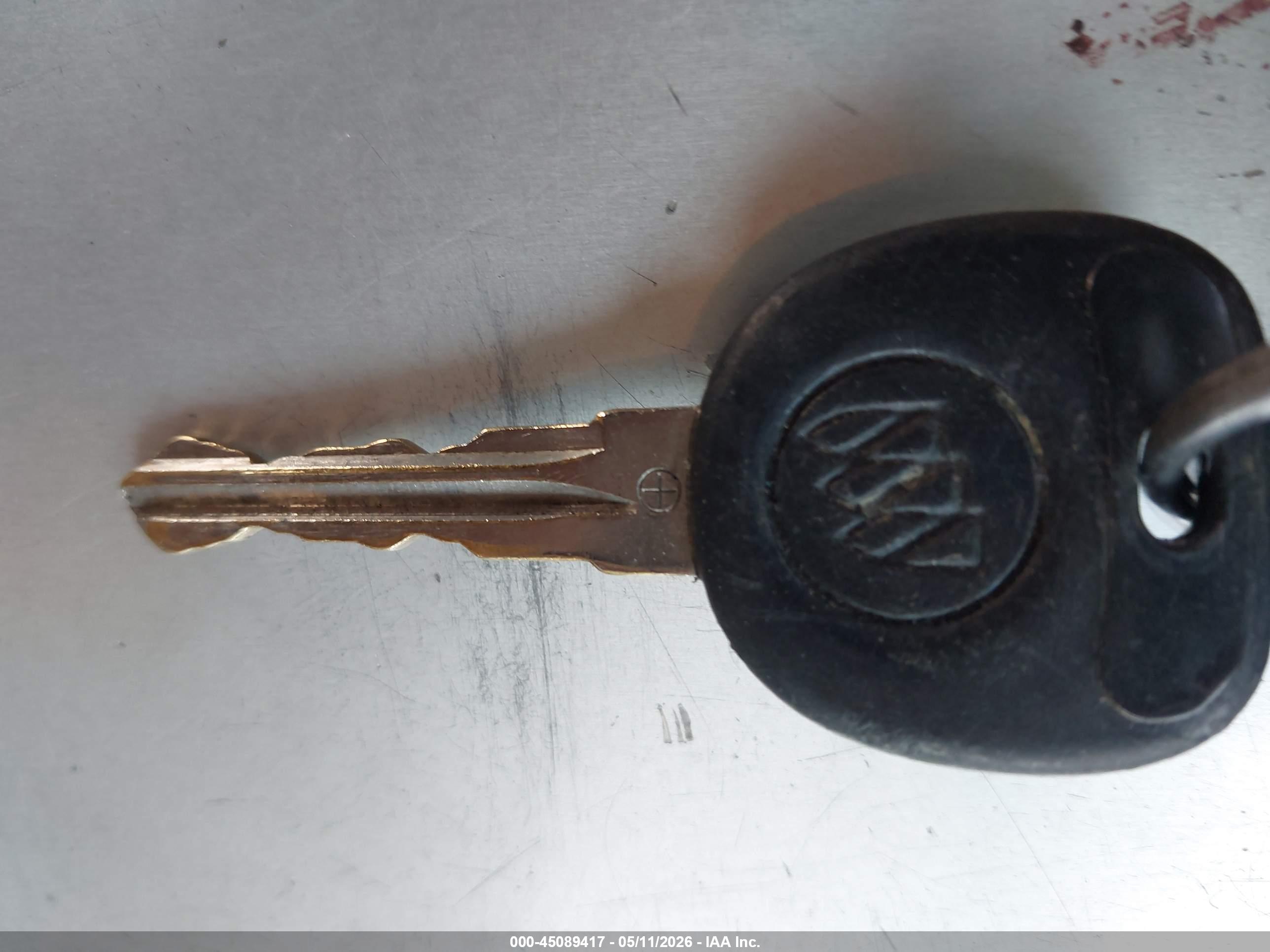 BUICK LUCERNE image 11