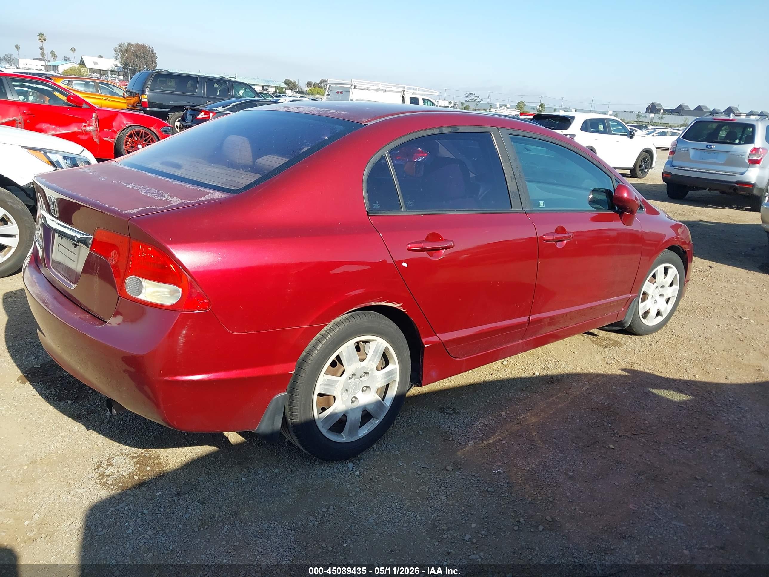 HONDA CIVIC image 4