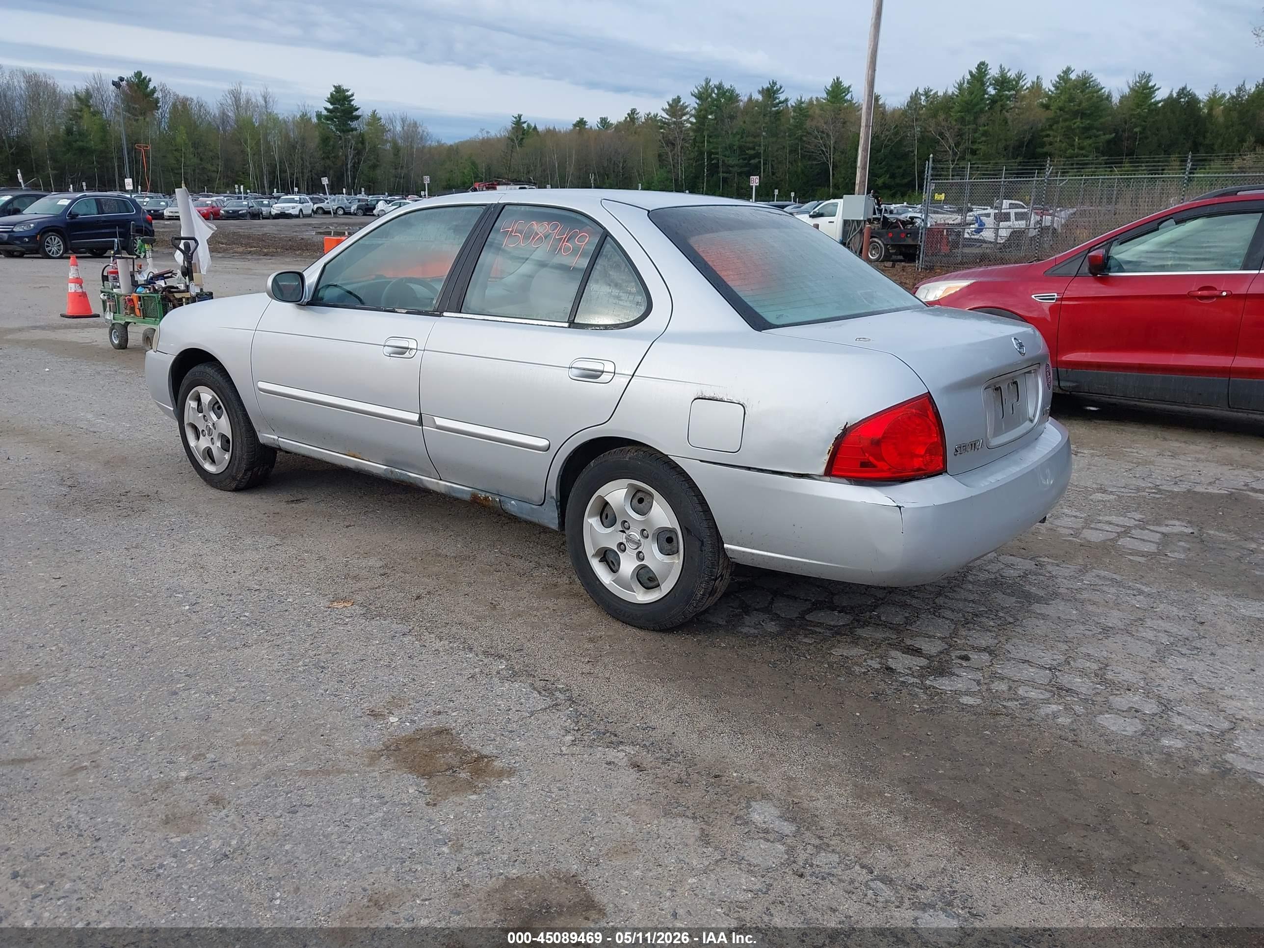 NISSAN SENTRA image 3
