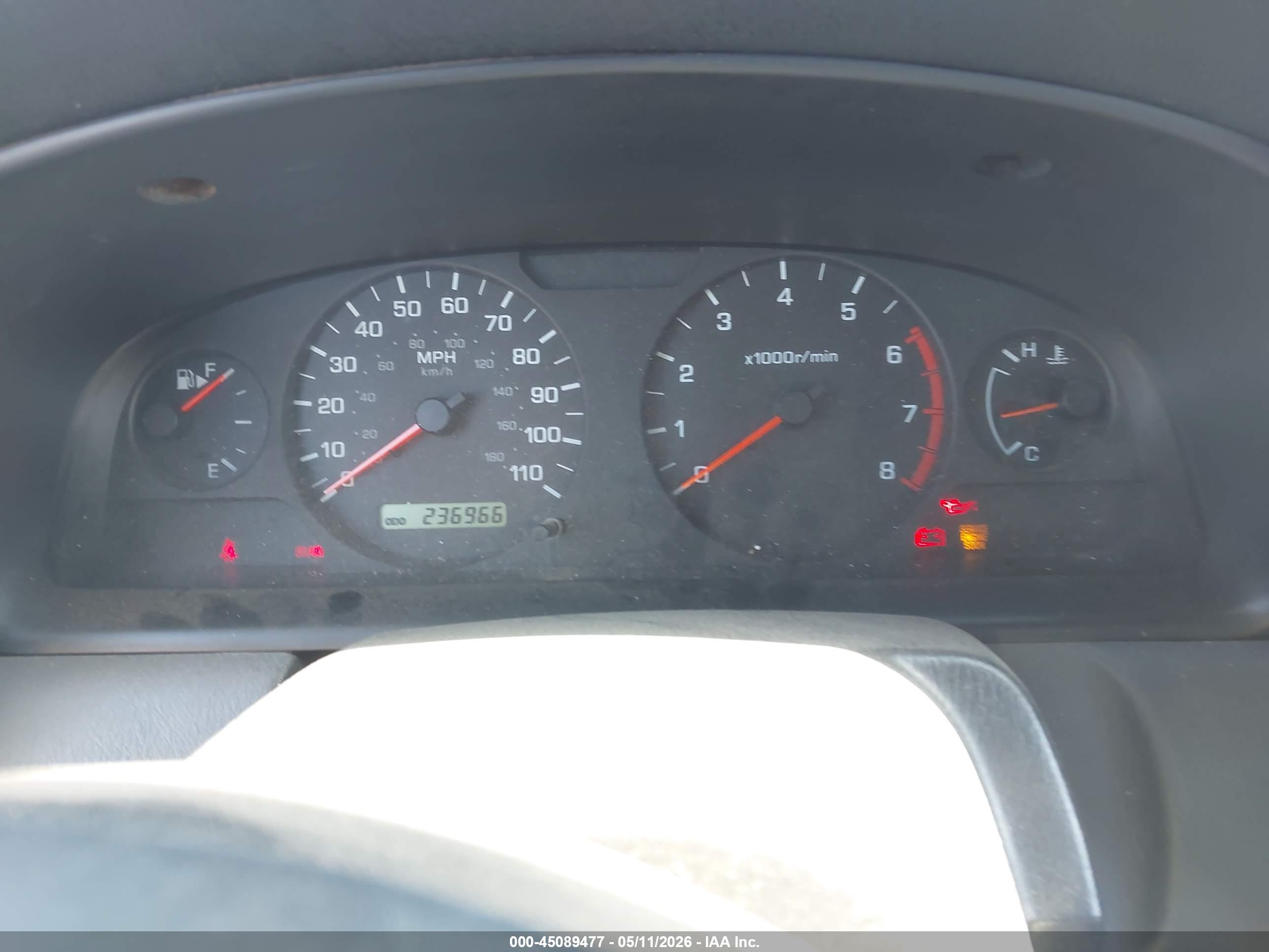 NISSAN FRONTIER image 7