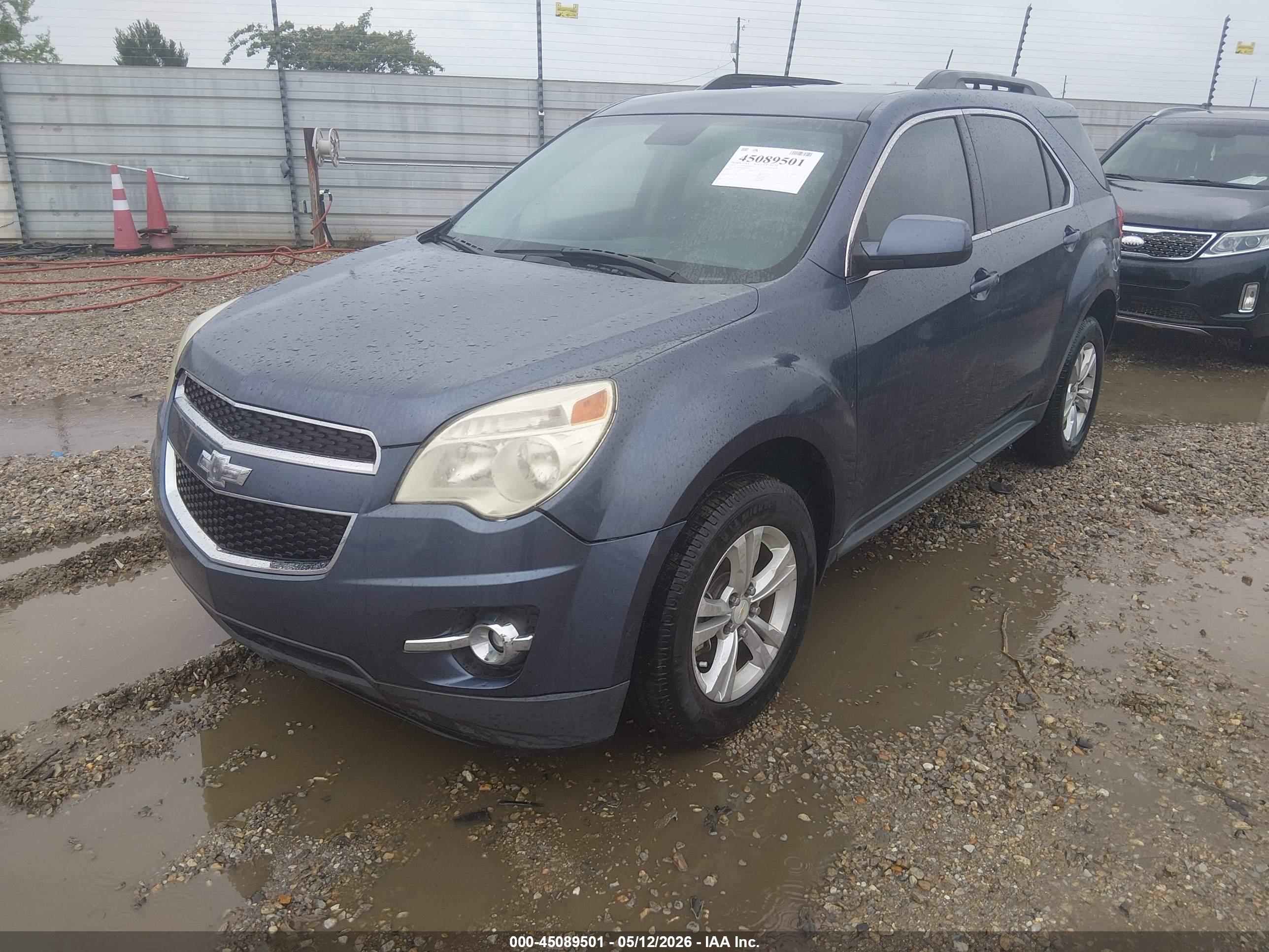 CHEVROLET EQUINOX image 2