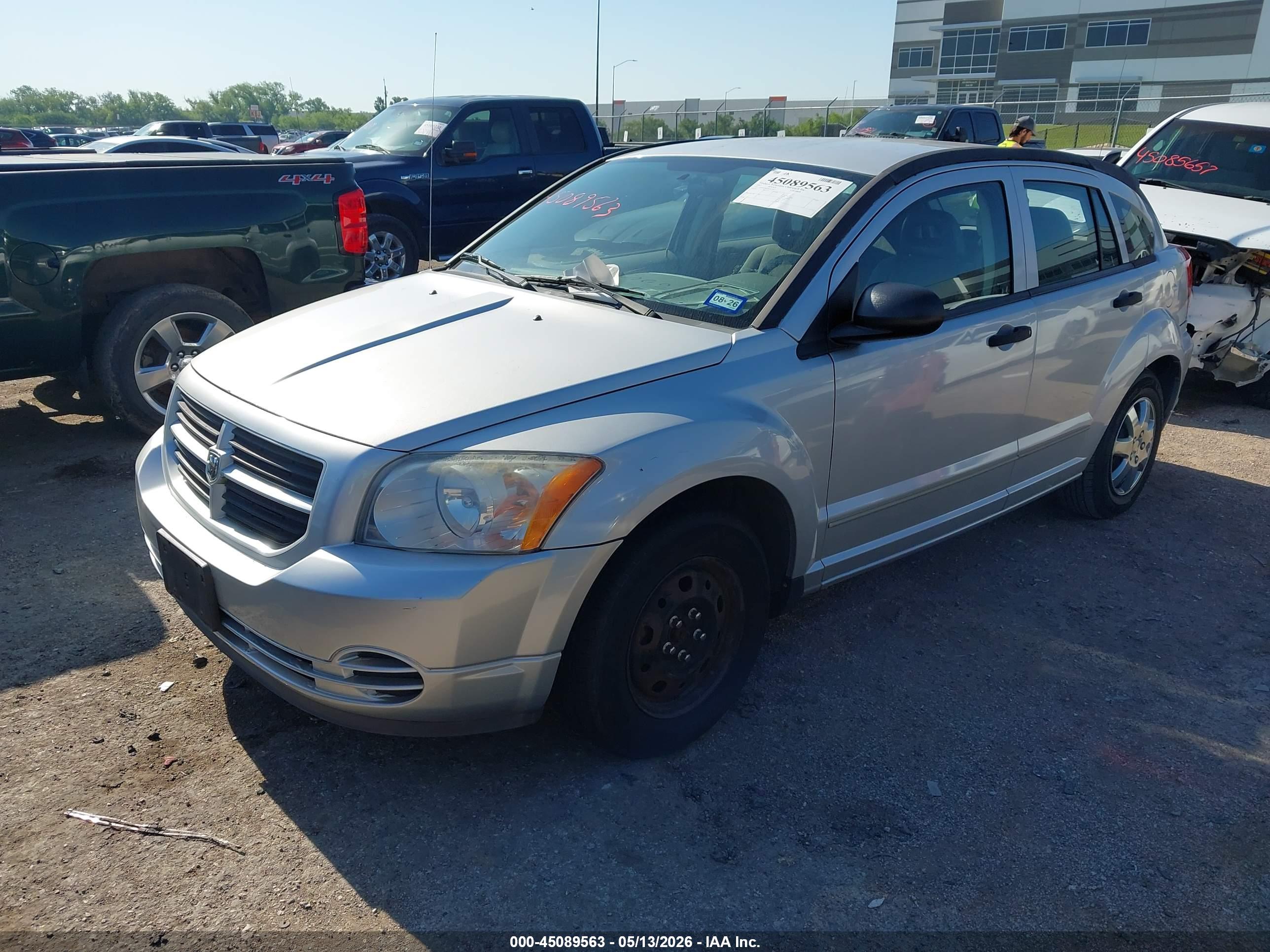 DODGE CALIBER image 2
