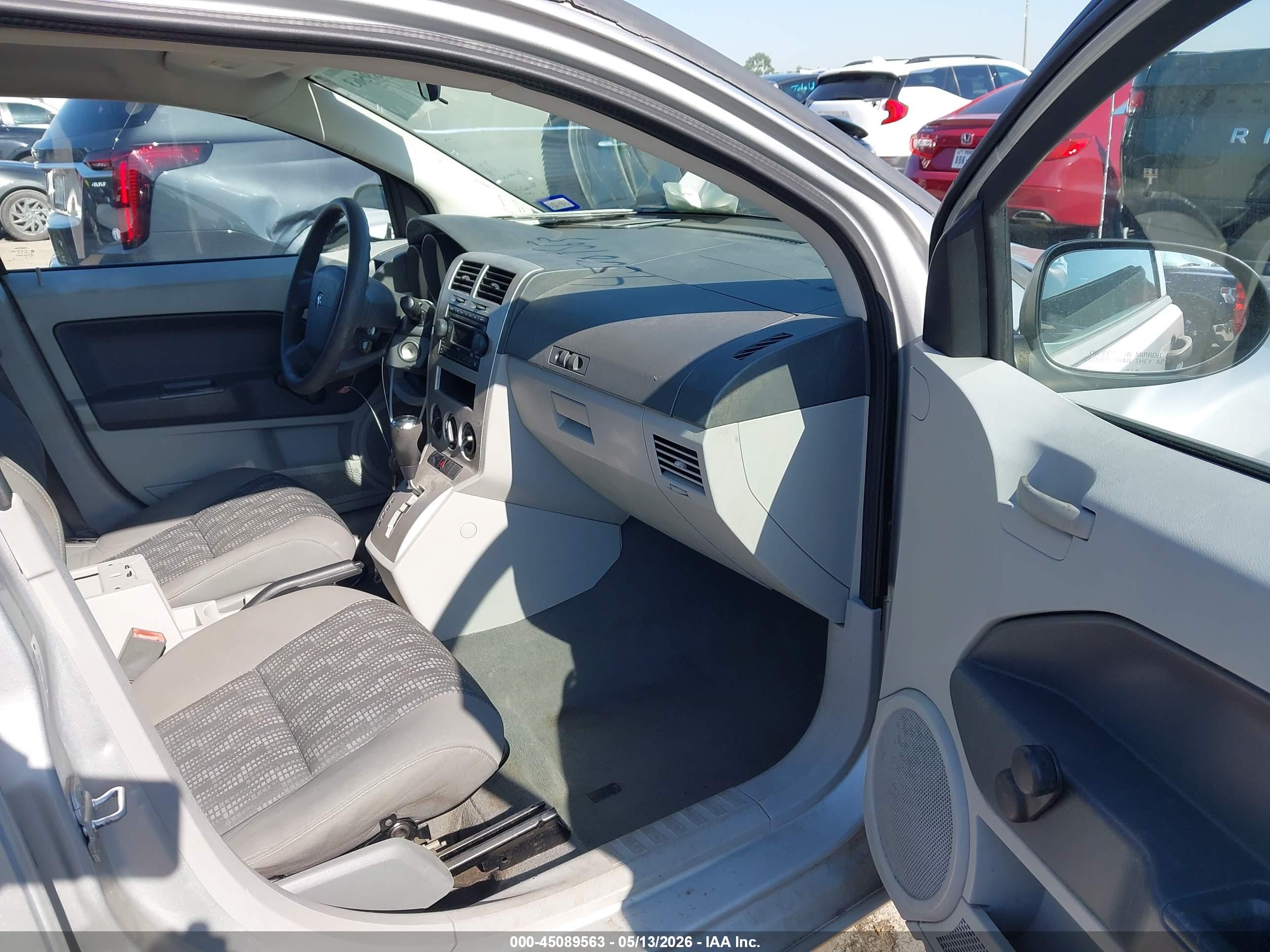 DODGE CALIBER image 5