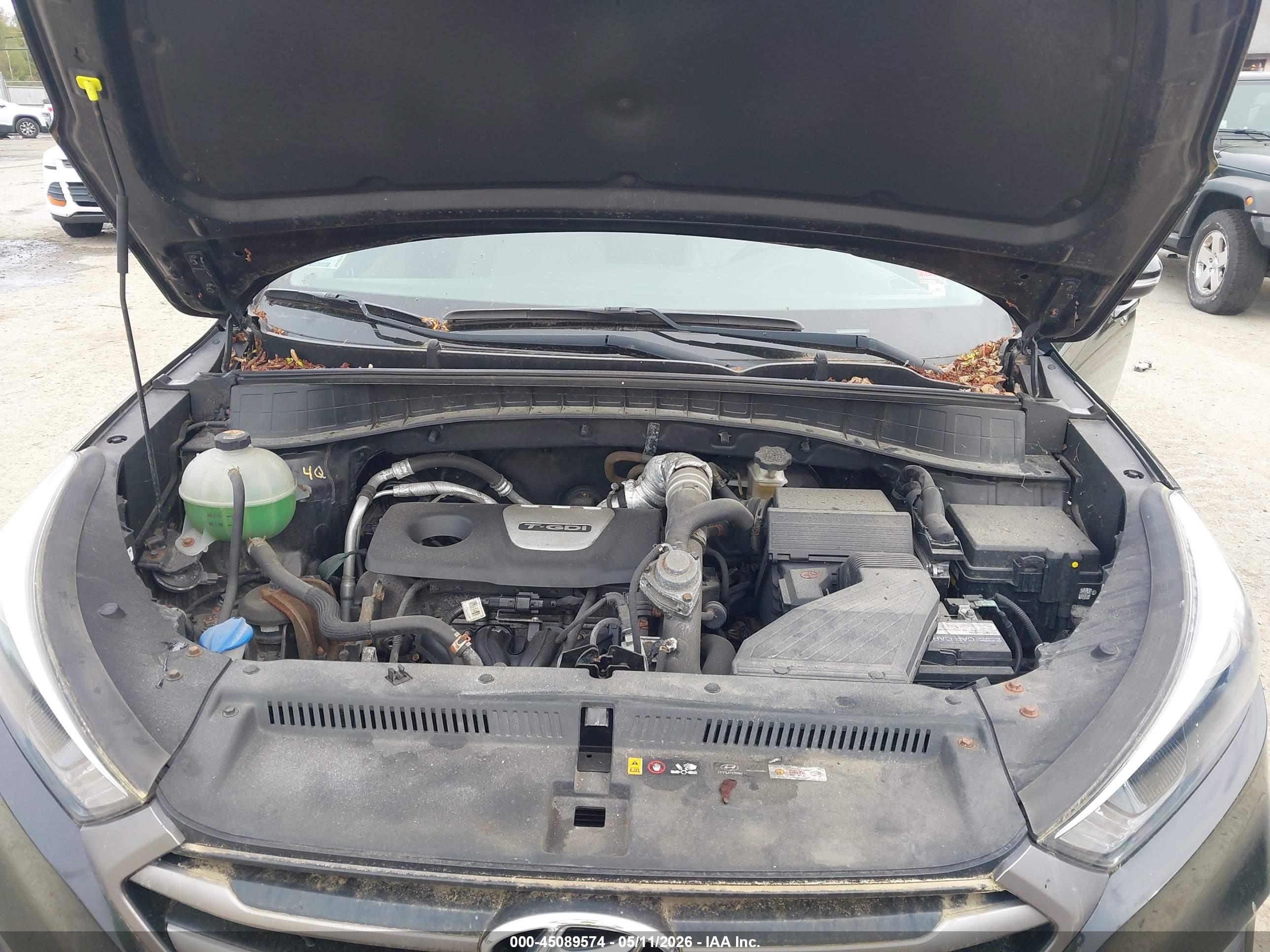 HYUNDAI TUCSON image 10