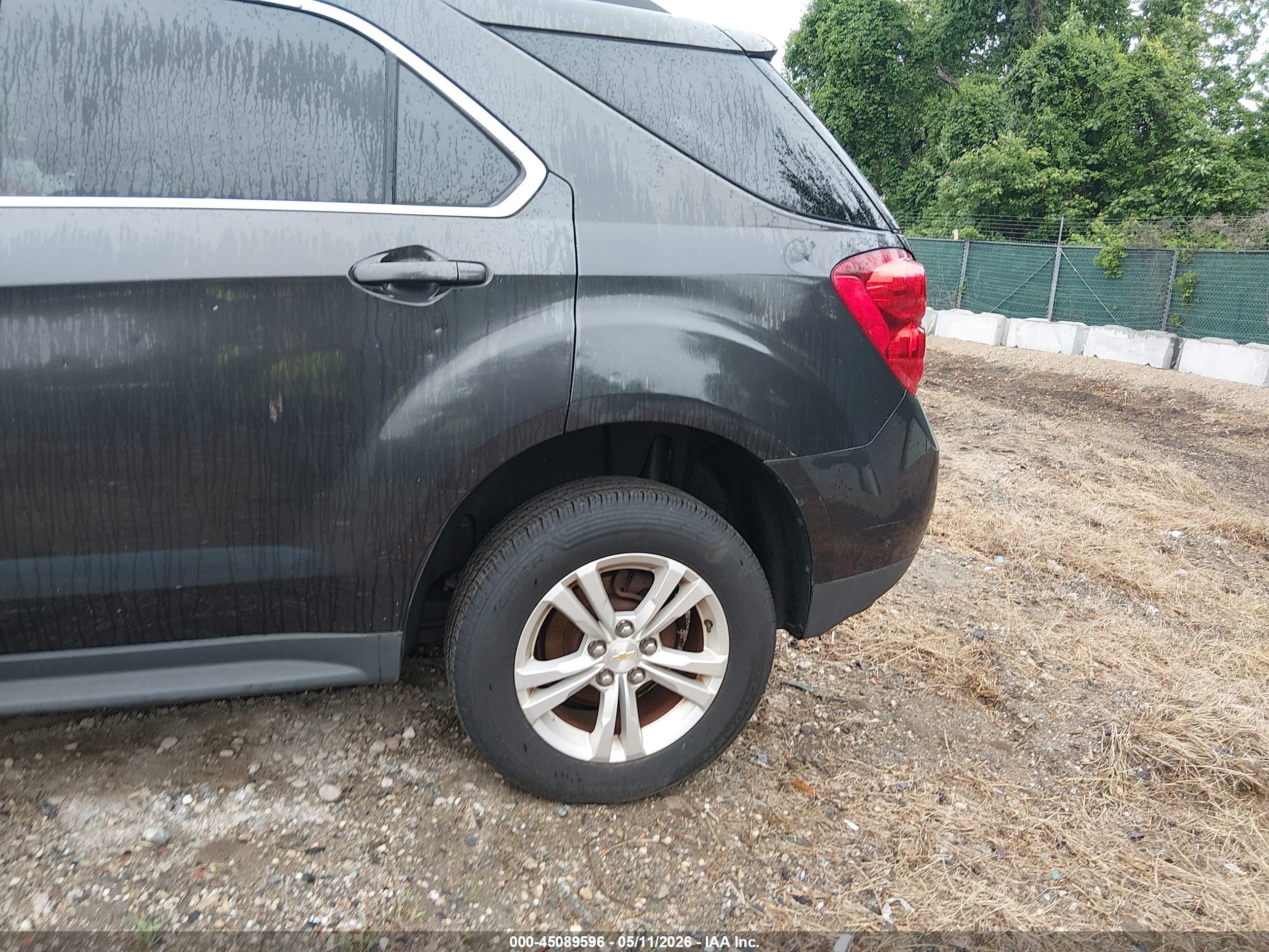 CHEVROLET EQUINOX image 6