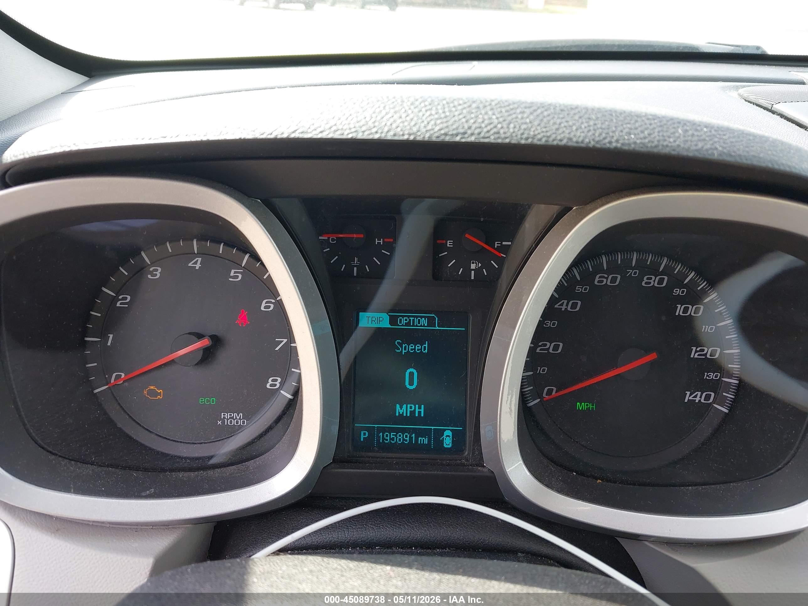 CHEVROLET EQUINOX image 7