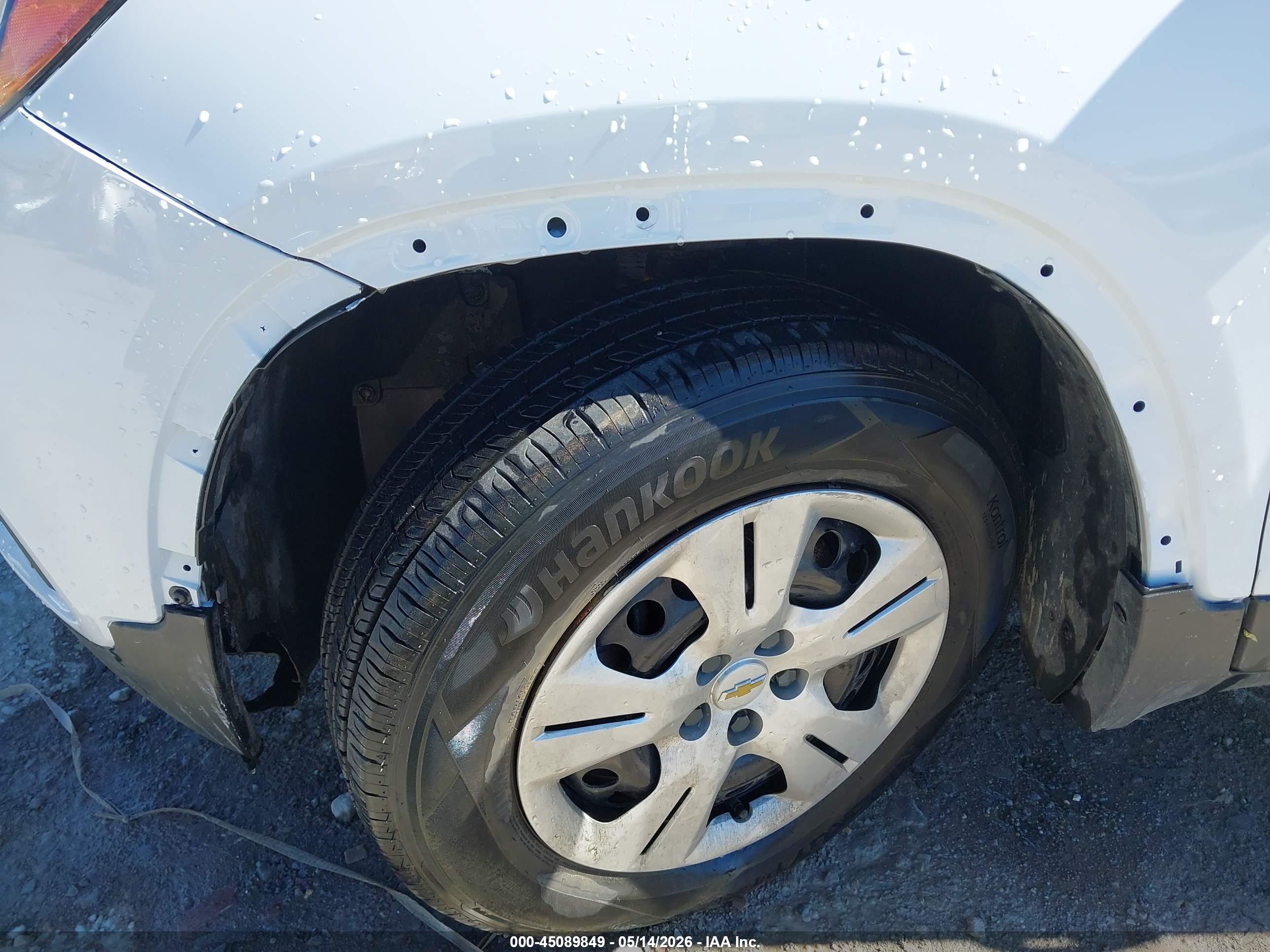 CHEVROLET TRAX image 6