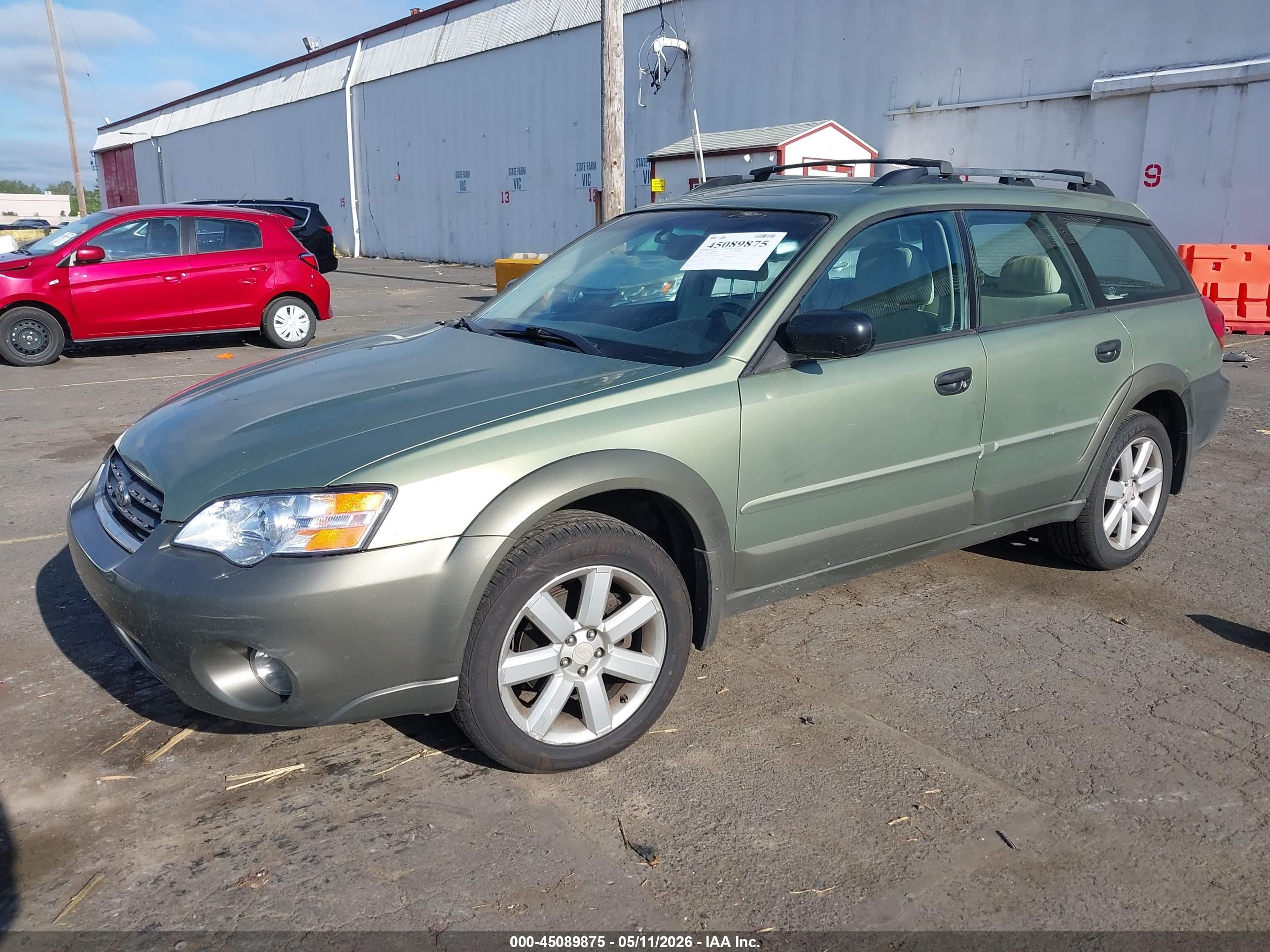 SUBARU OUTBACK image 2