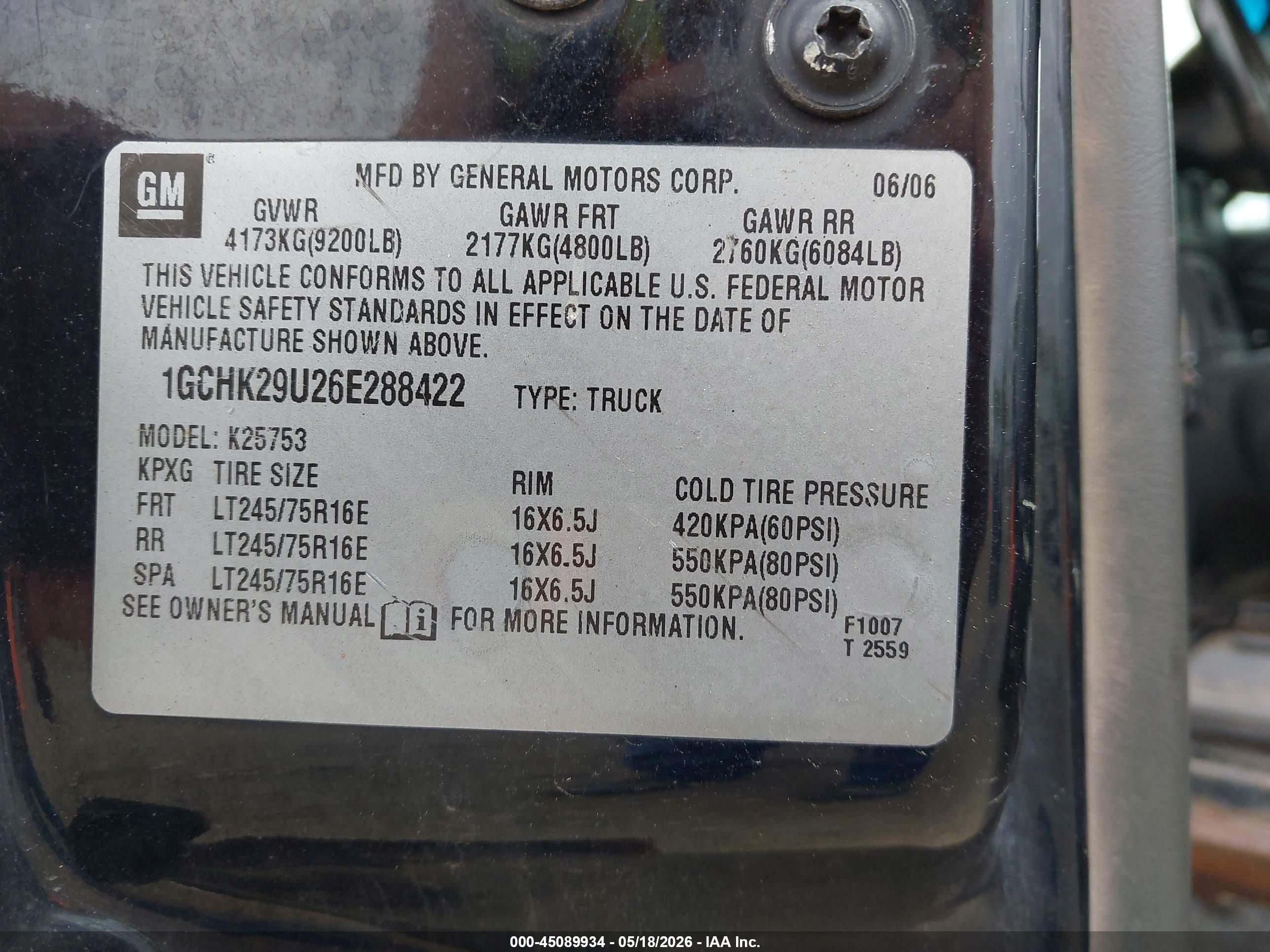 CHEVROLET SILVERADO image 9