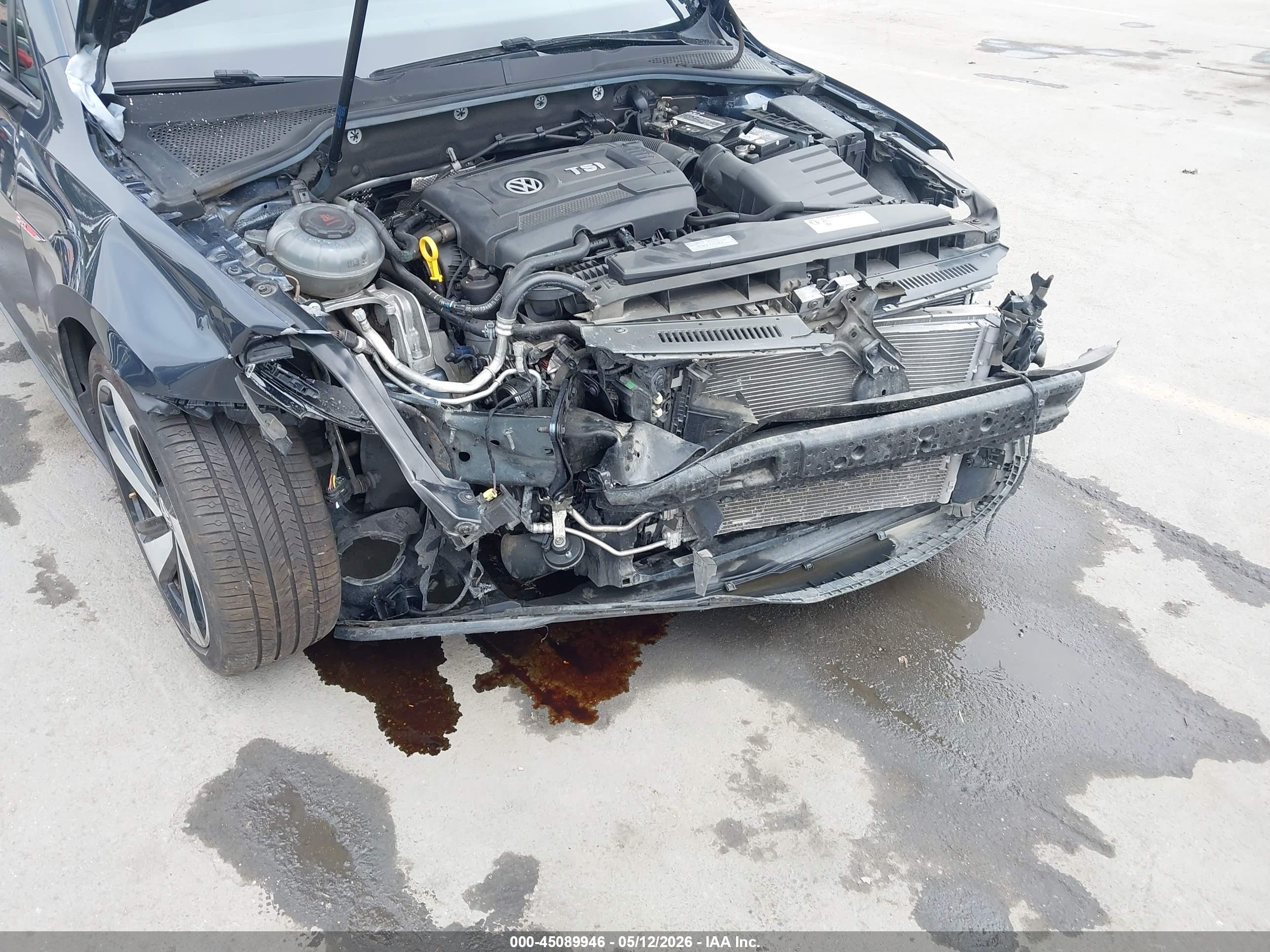 VOLKSWAGEN GOLF image 6