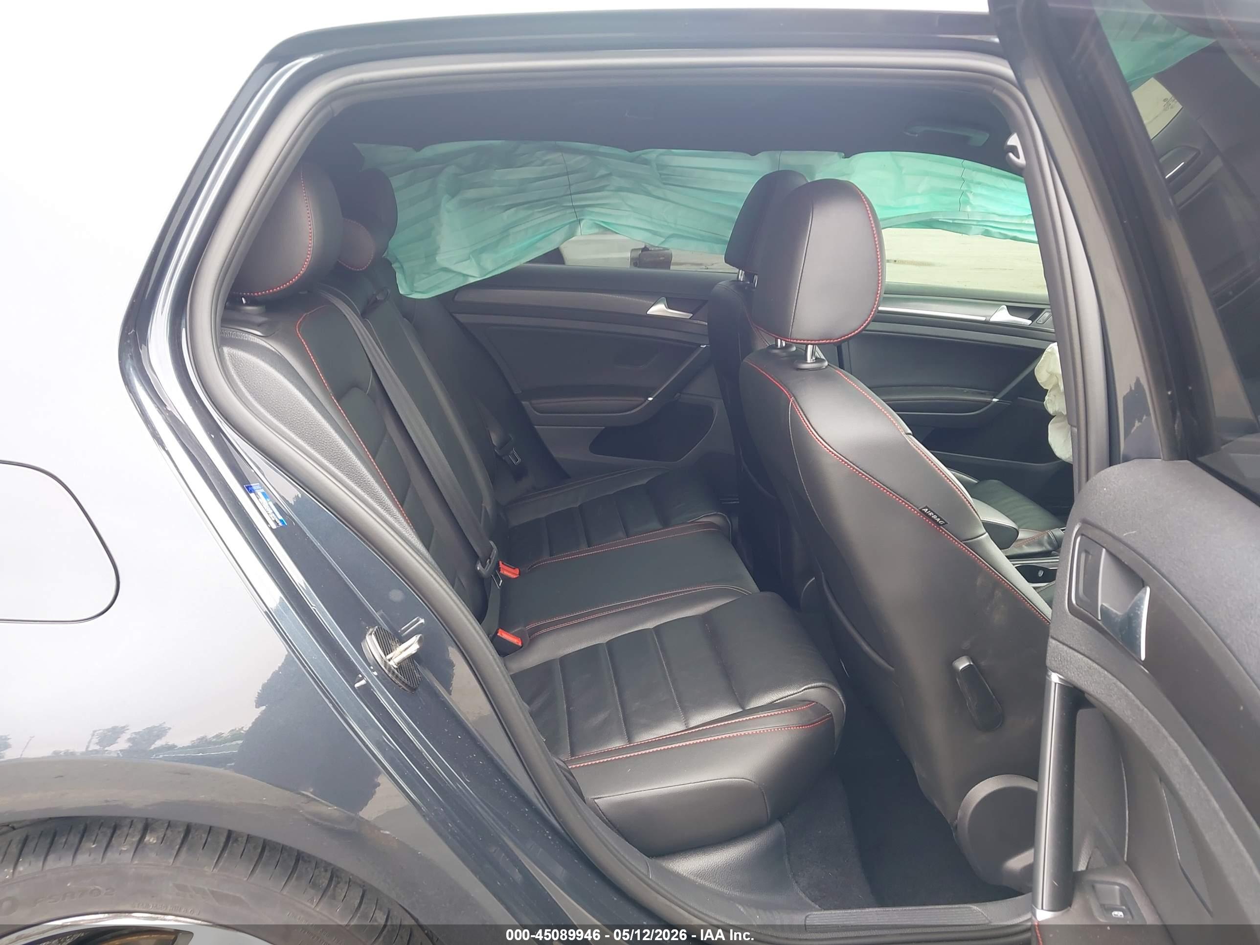 VOLKSWAGEN GOLF image 8
