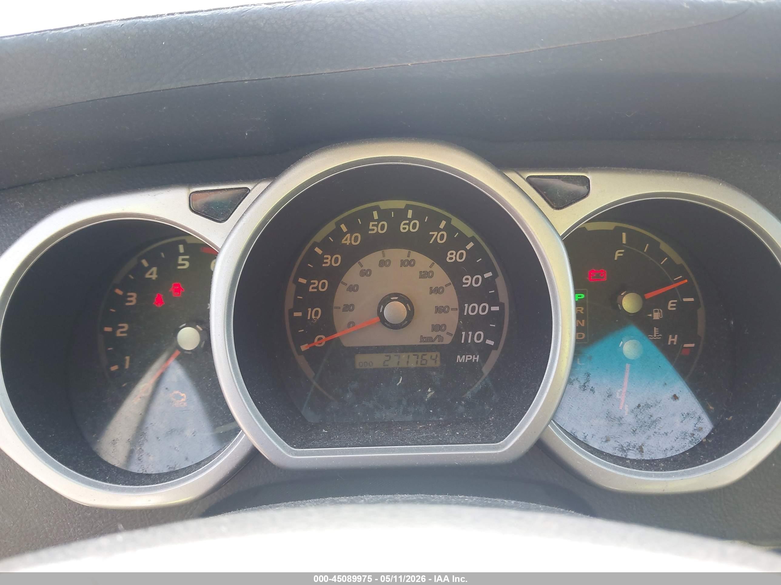 TOYOTA 4RUNNER image 7