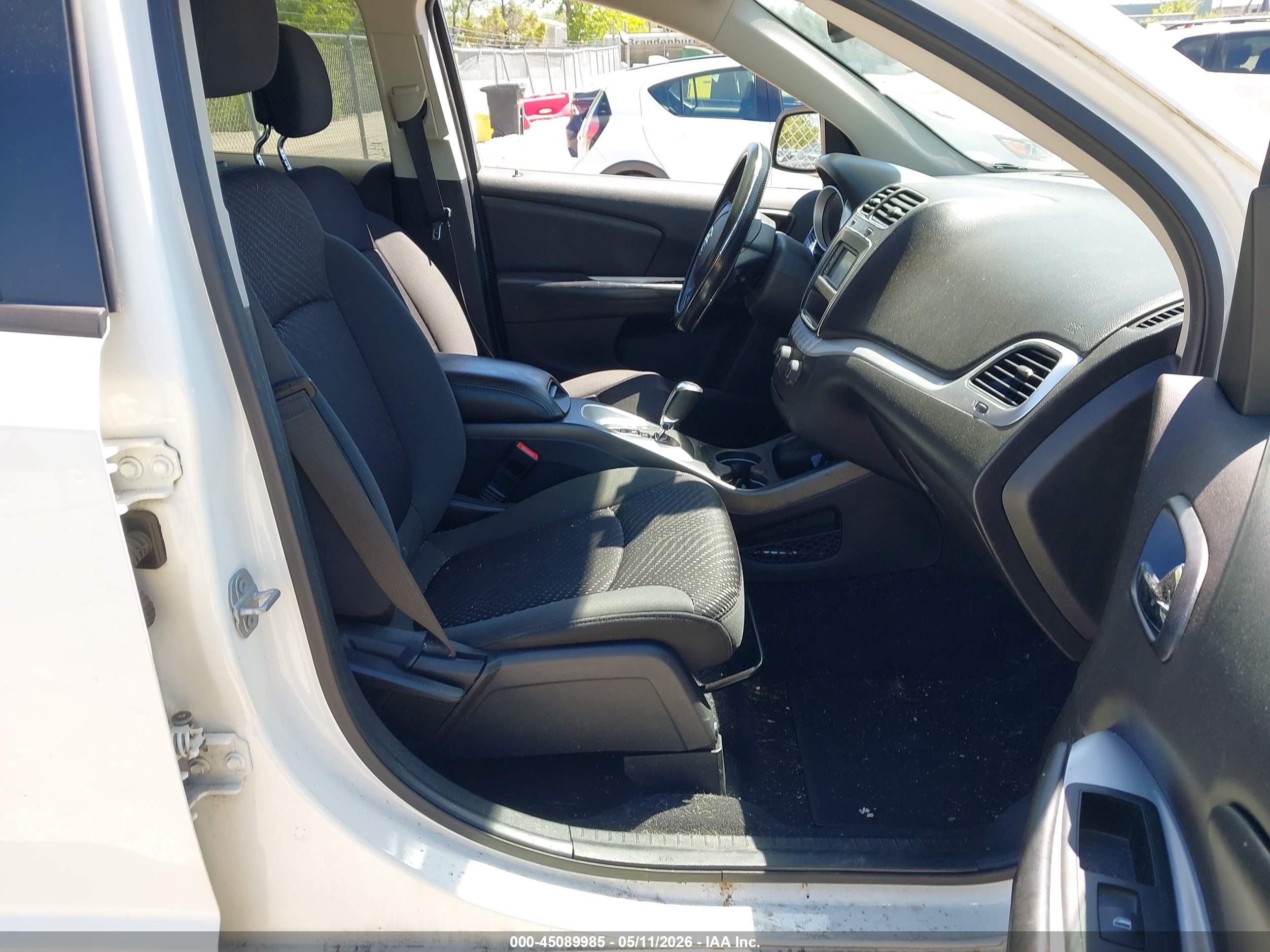 DODGE JOURNEY image 5