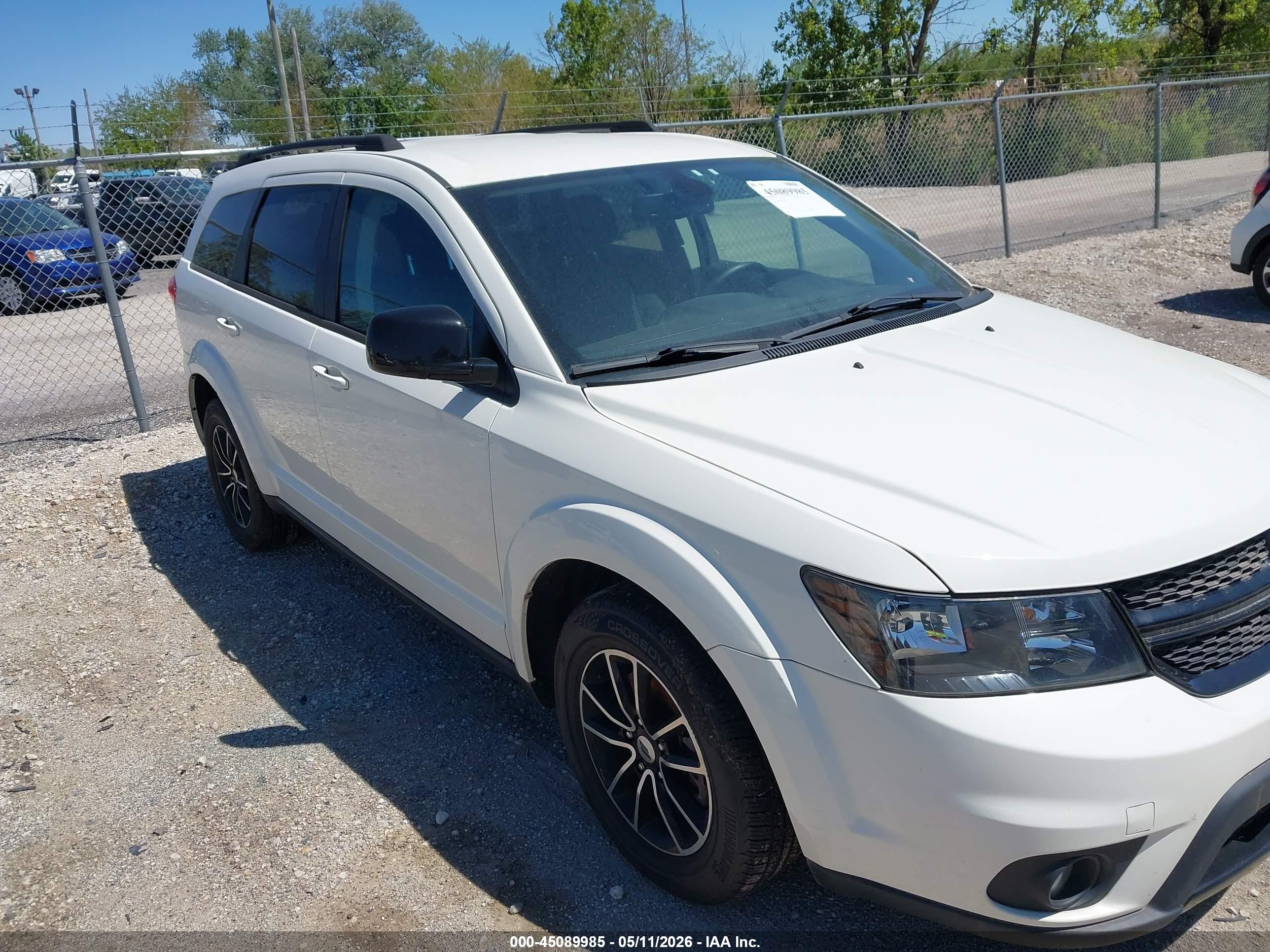 DODGE JOURNEY image 6